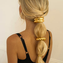 Load image into Gallery viewer, Double Hammered Arch Pony Cuff – Hypoallergenic 18k Gold-Plated Hair Accessory