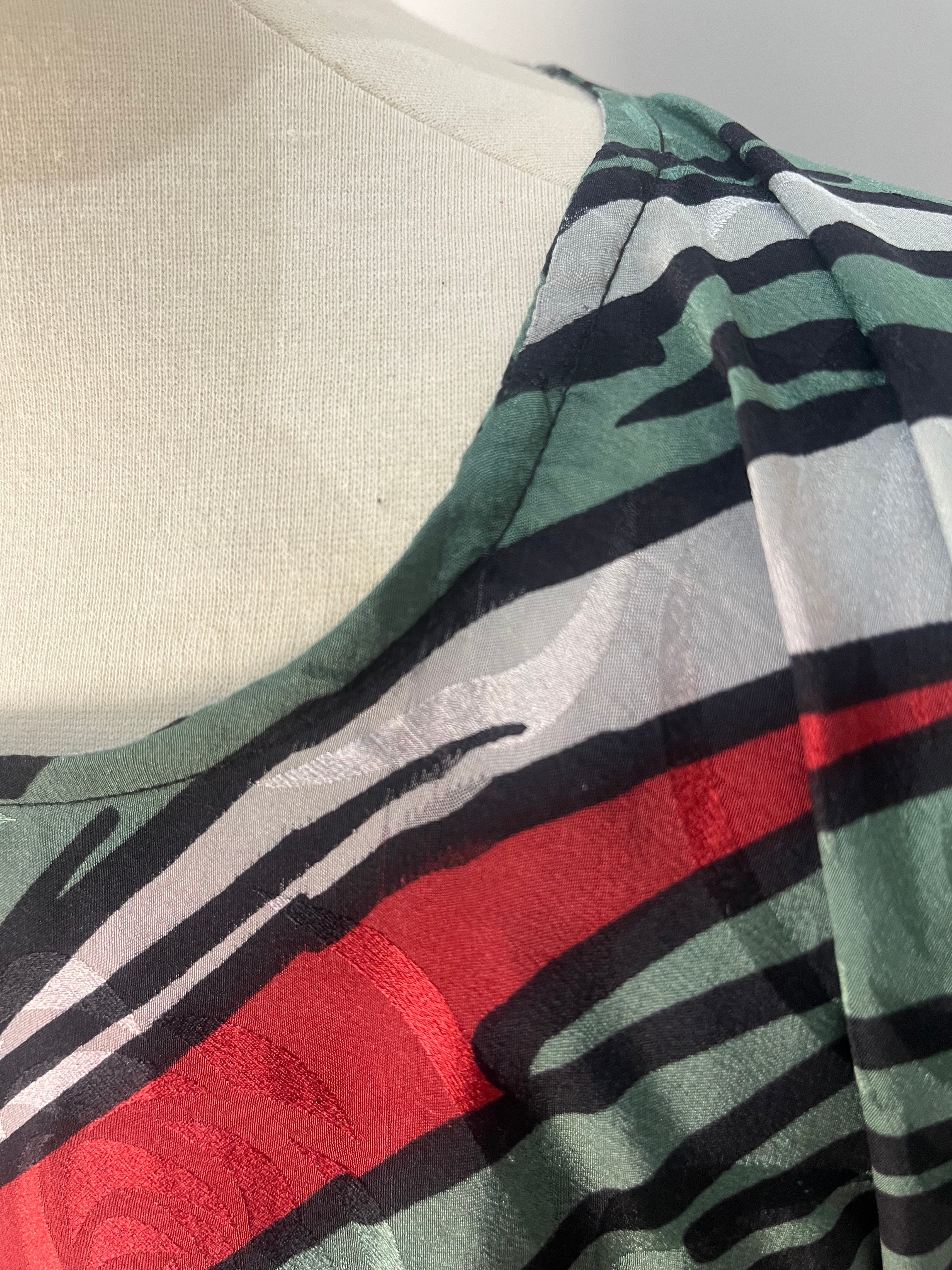 PRC6298 Avatar Pure Silk Capelet Poncho