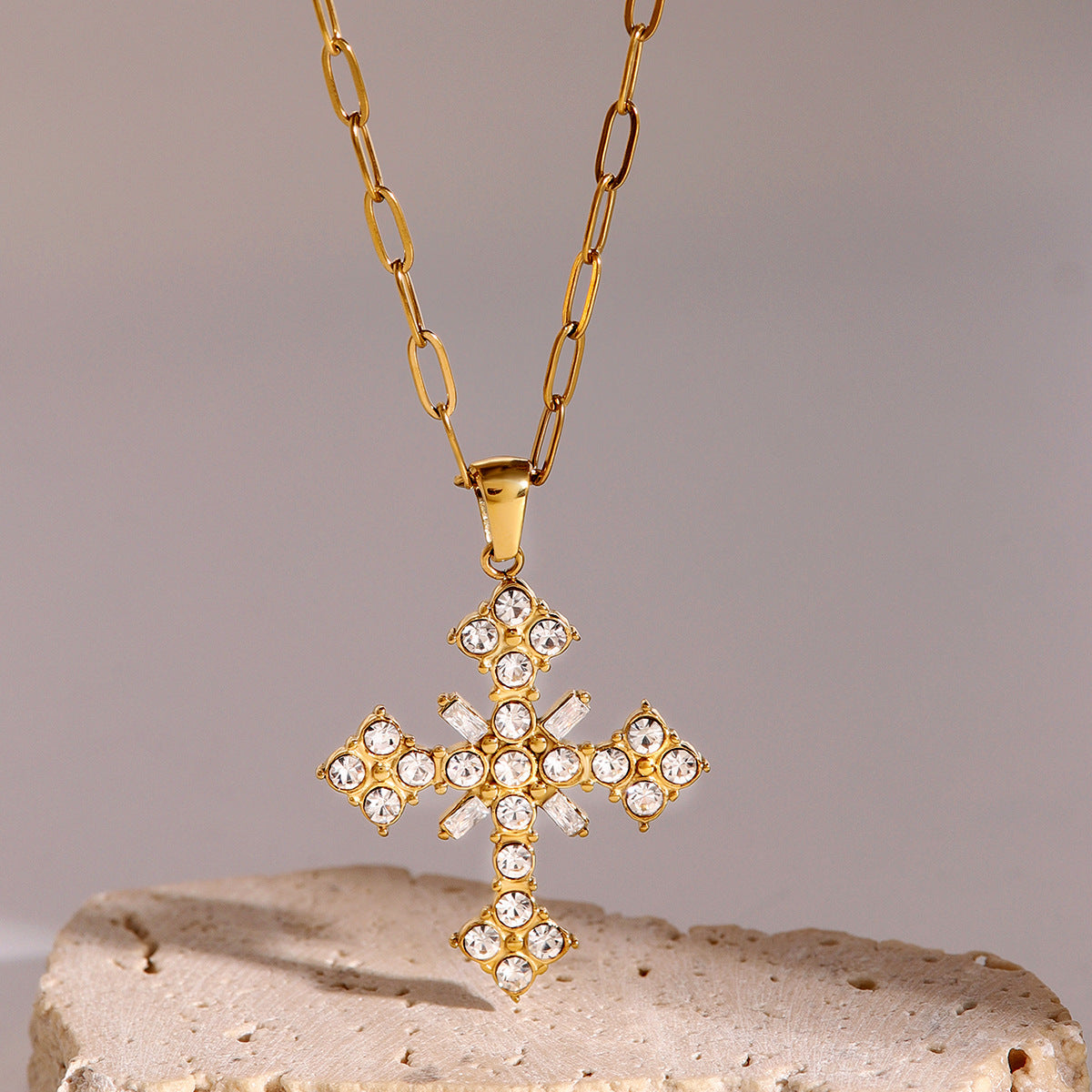 18k Gold-Plated Crystal Cross Necklace with Paperclip Chain – Waterproof, Hypoallergenic Jewelry for Women