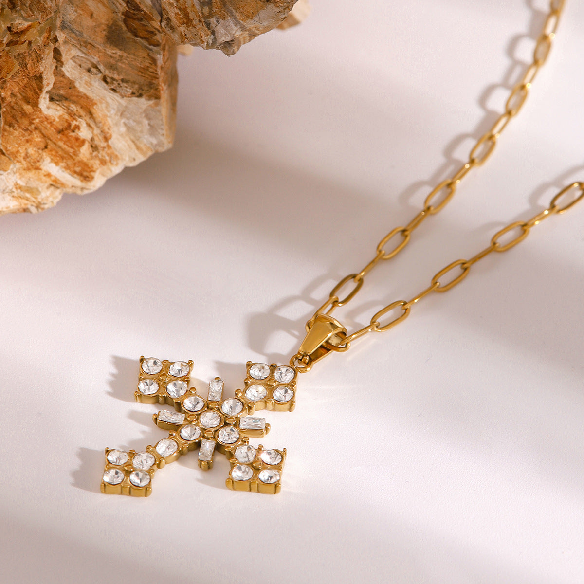 18k Gold-Plated Crystal Cross Necklace with Paperclip Chain – Waterproof, Hypoallergenic Jewelry for Women