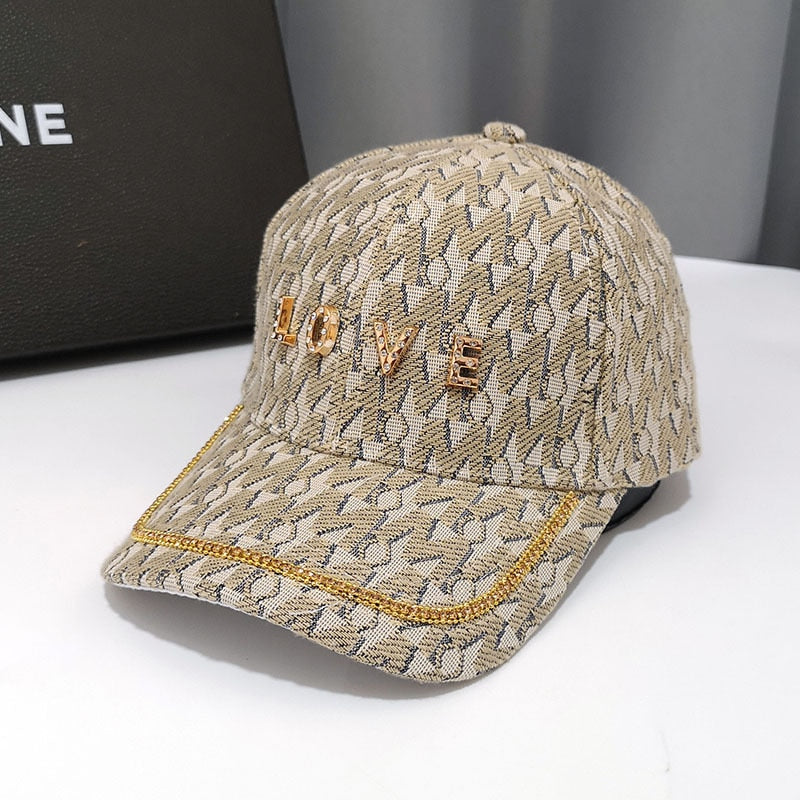 Adjustable Love Hat