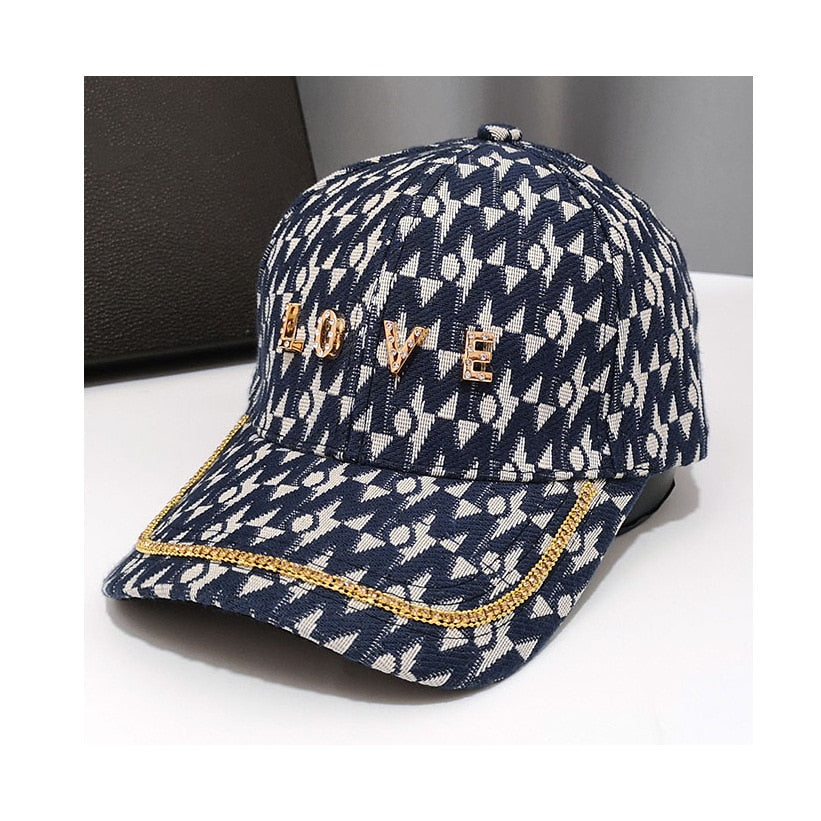 Adjustable Love Hat