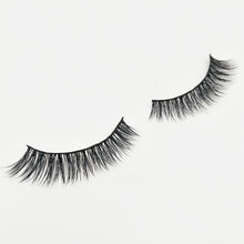 Load image into Gallery viewer, 1Pair Mink Lashes 3D Mink  Long False Eyelashes Natural Lightweight Mink Eyelashes
