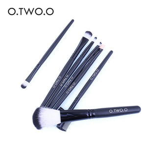 O.TWO.O 7pcs/lot Cosmetics Brush Set Beauty Eye Primer Powder Blush Brush Soft Synthetic Hair With PU Leather Case Send Random