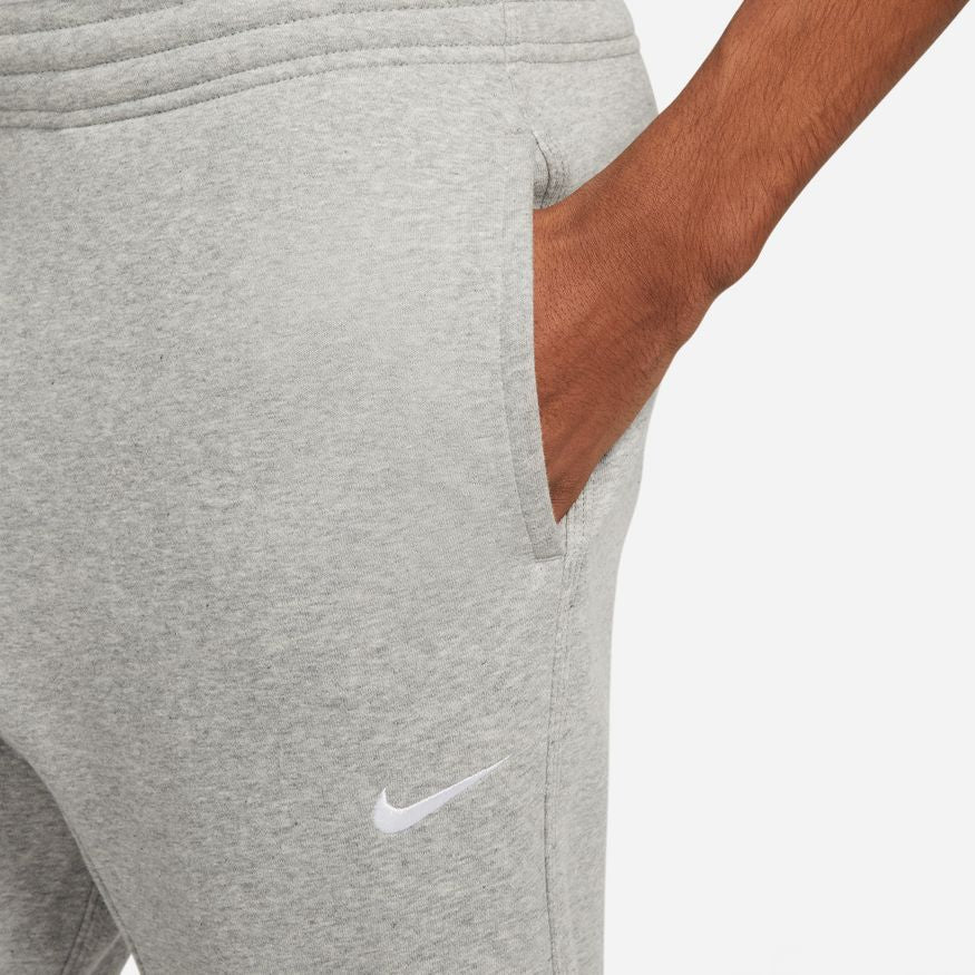M Nike Club Fleece 716830-063