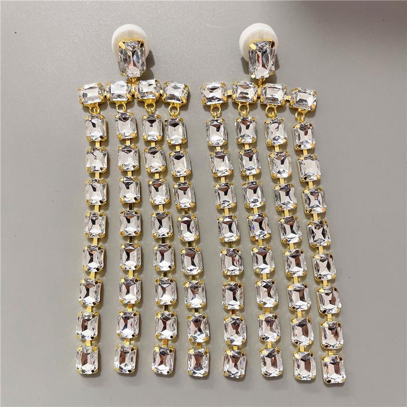 Exaggerated Queen Rhinestone Earrings for Women Fashion Long Letters Pendant Earring Fashion Shiny Party Costume Jewelry