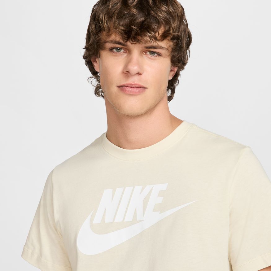 M Nike Sportswear AR5004-234