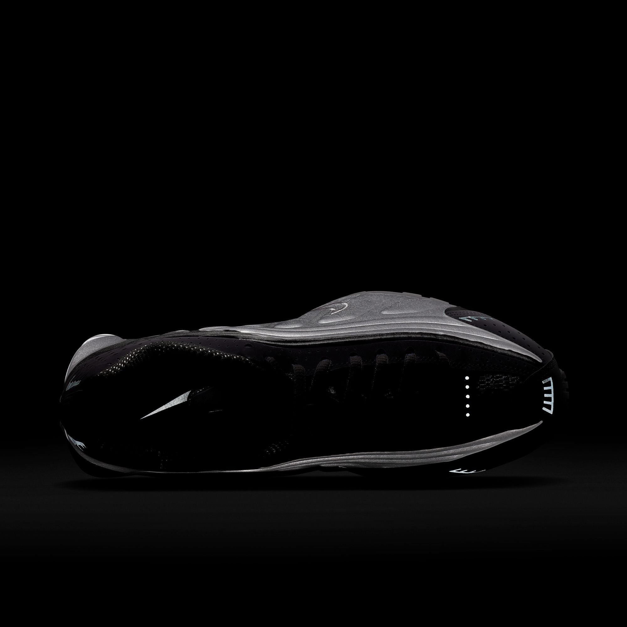 W Nike Shox R4 AR3565-101