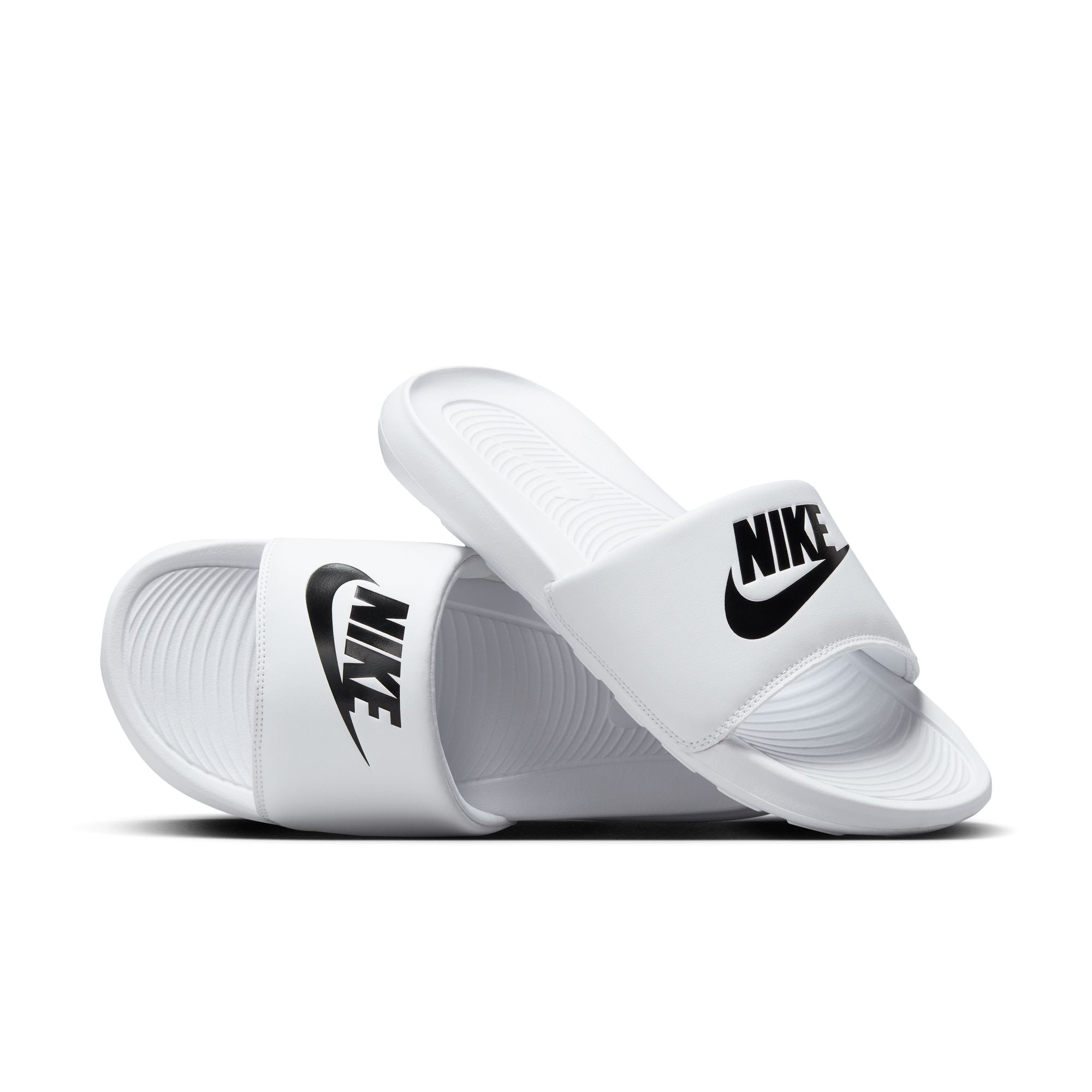 Nike Victori One CN9675-100