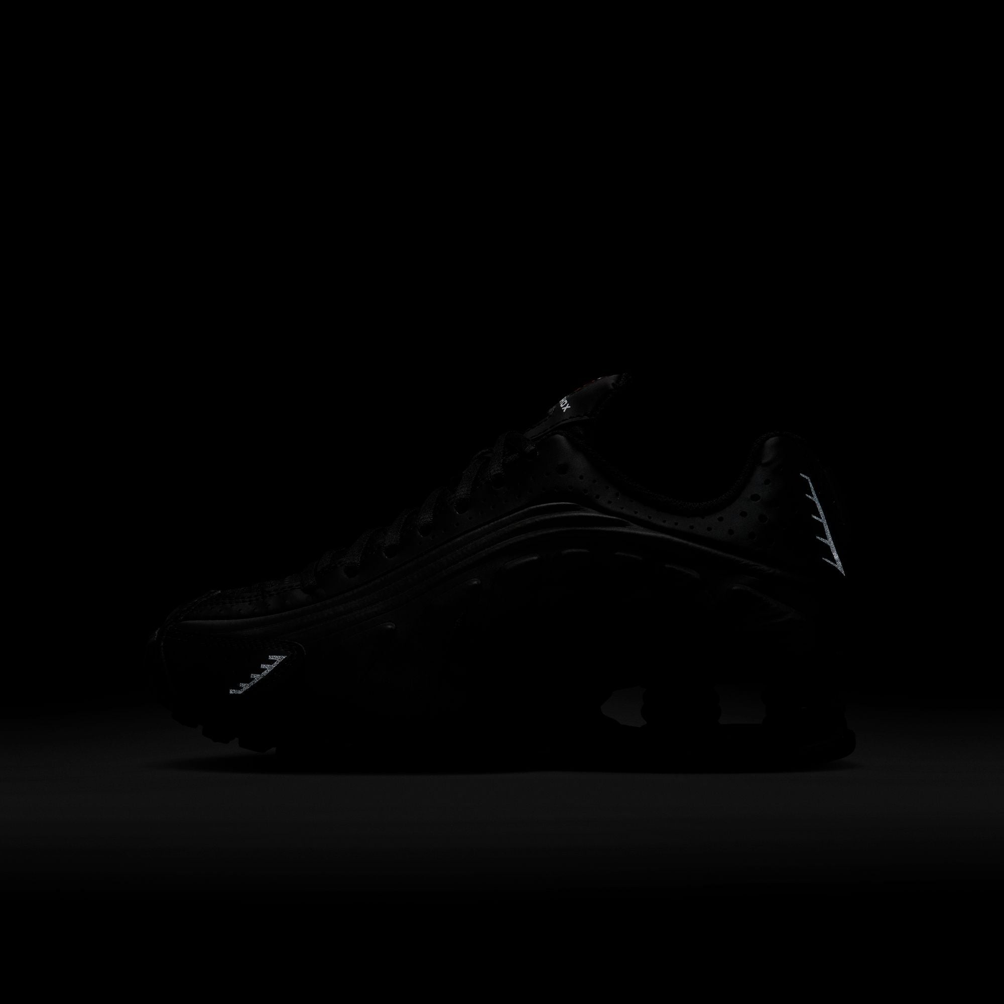 Y Nike Shox R4 CW2626-003