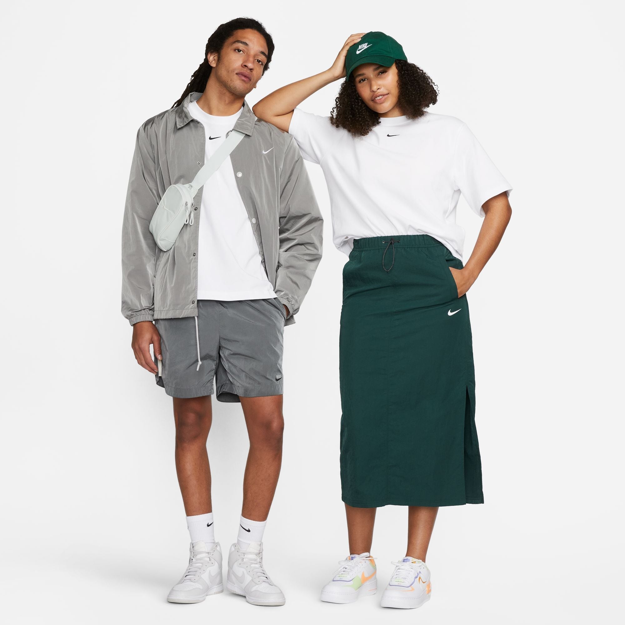 W Nike Sportswear Essential DD1237-100