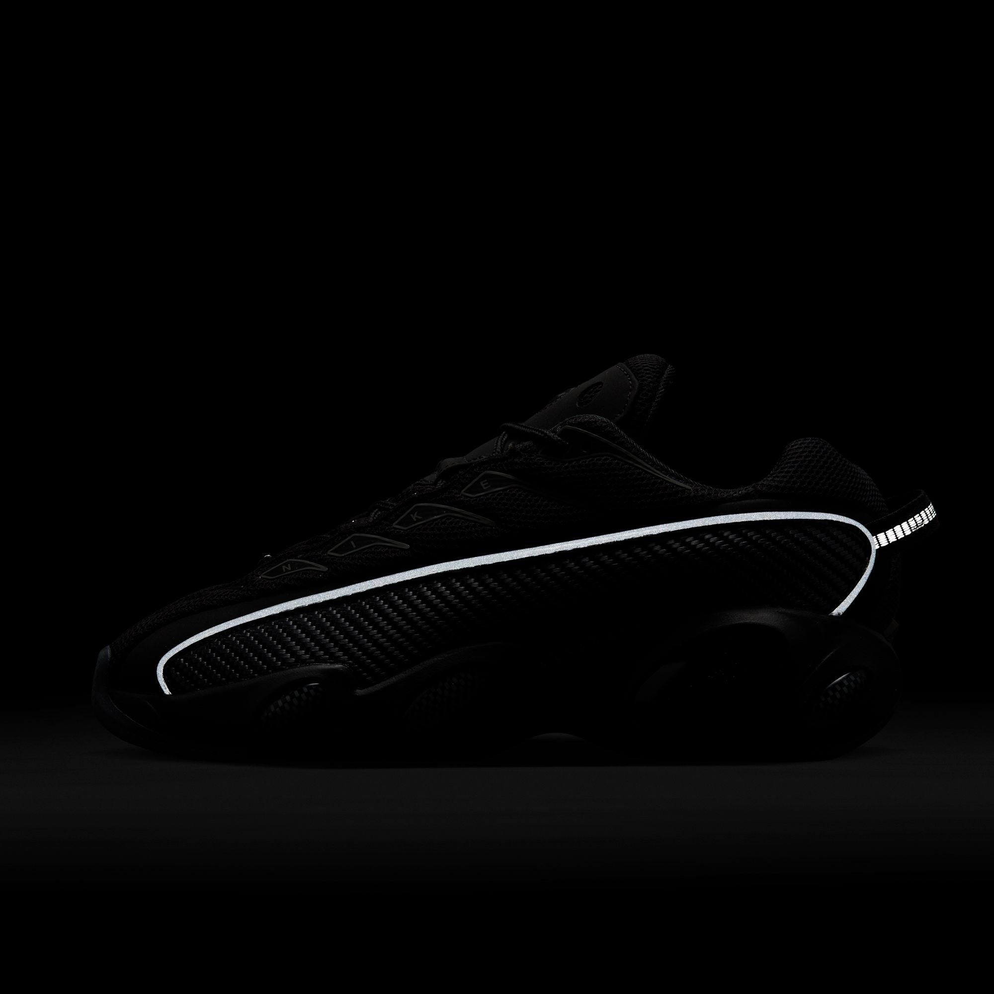 M NOCTA Glide DM0879-002