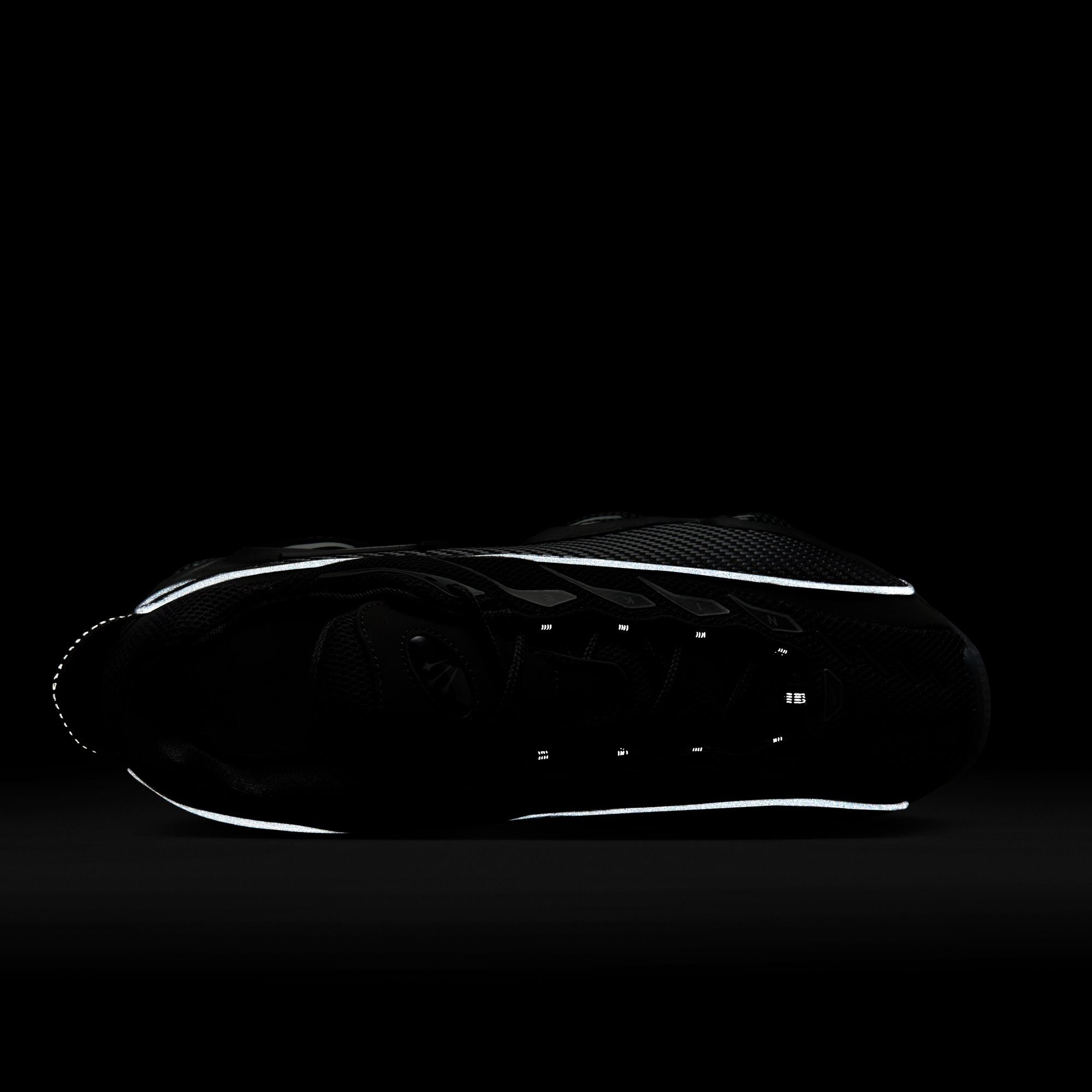 M NOCTA Glide DM0879-002