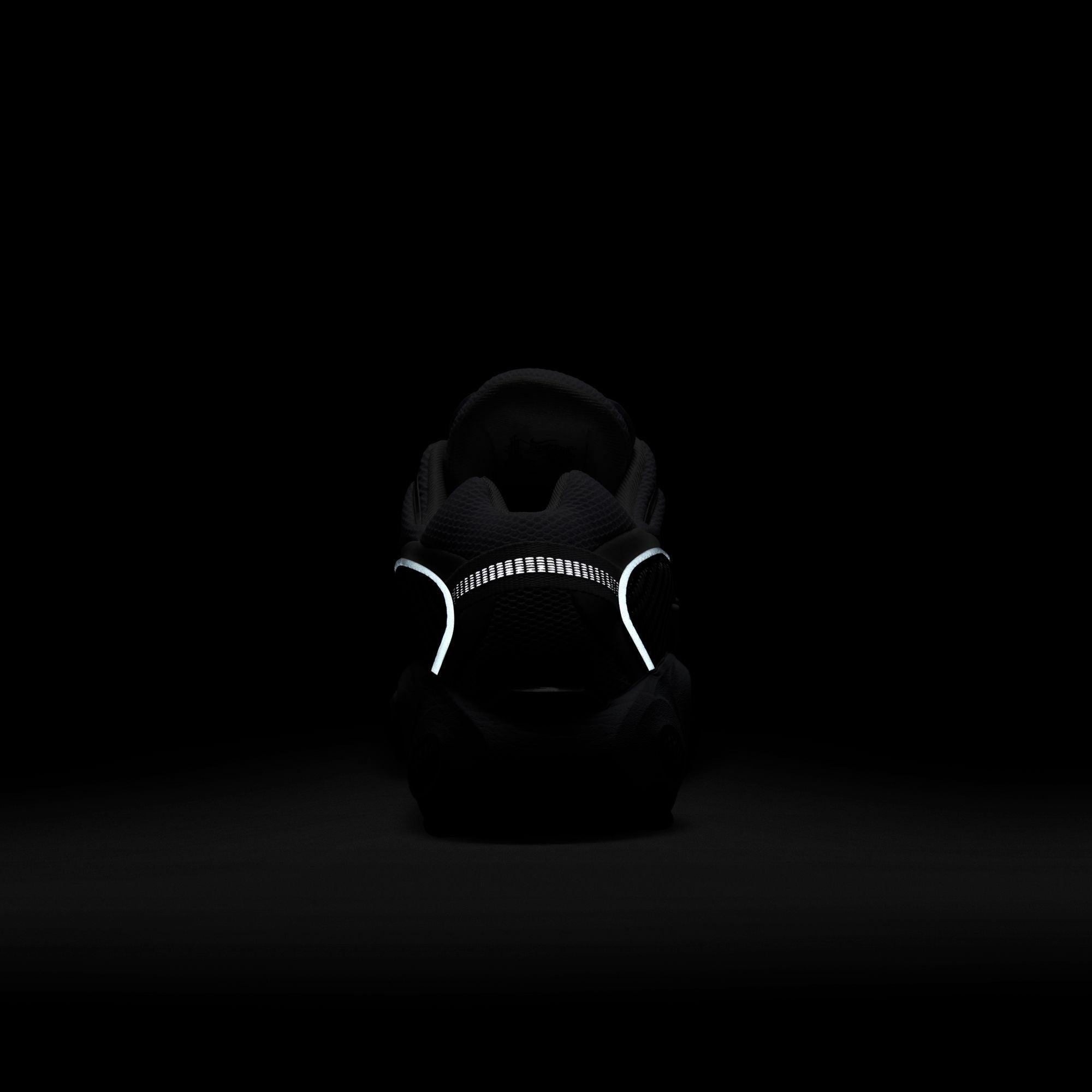 M NOCTA Glide DM0879-101