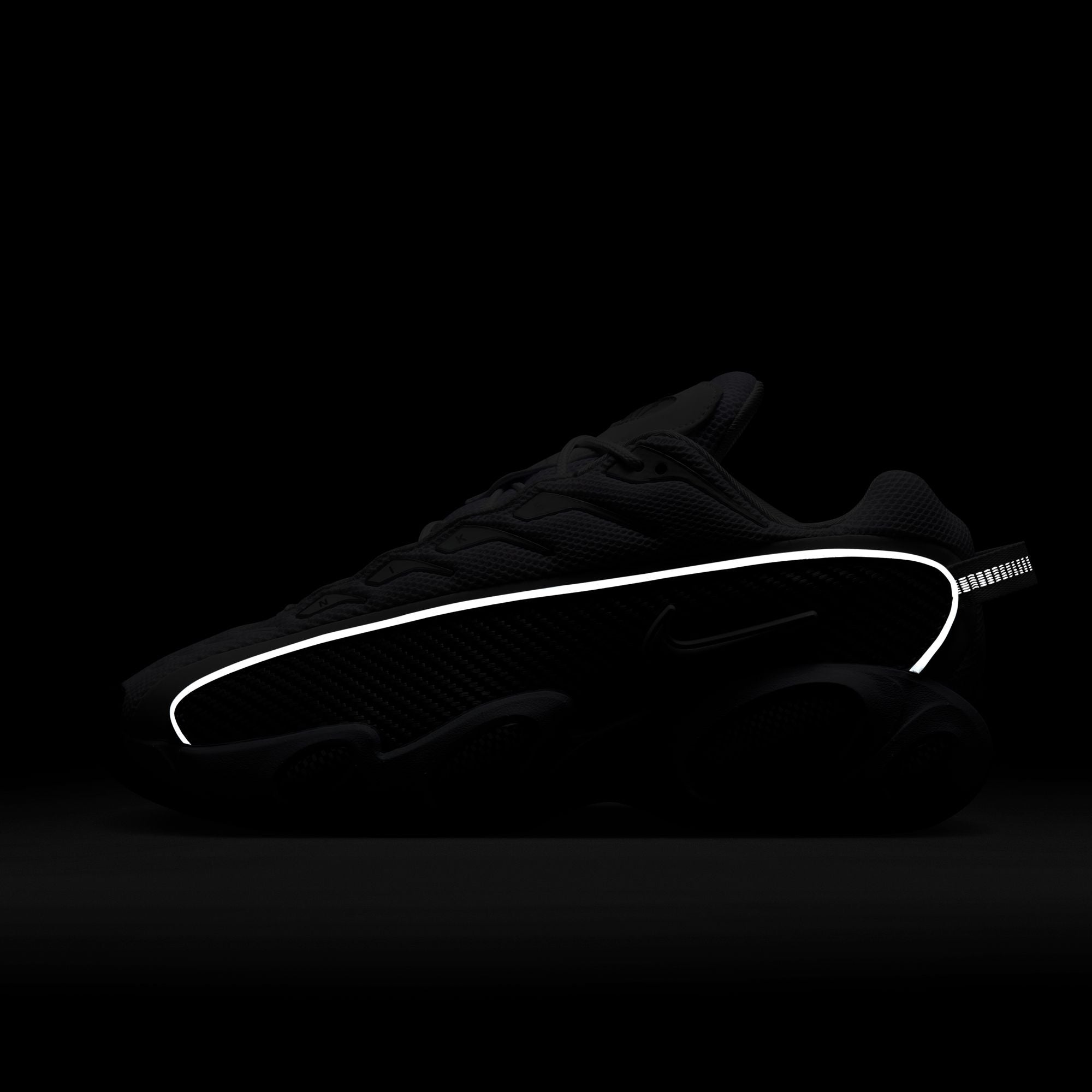 M NOCTA Glide DM0879-101