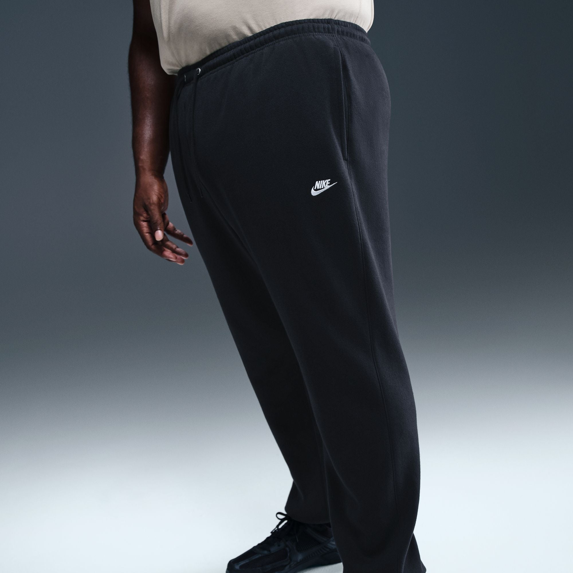 M Nike Club FN3808-010