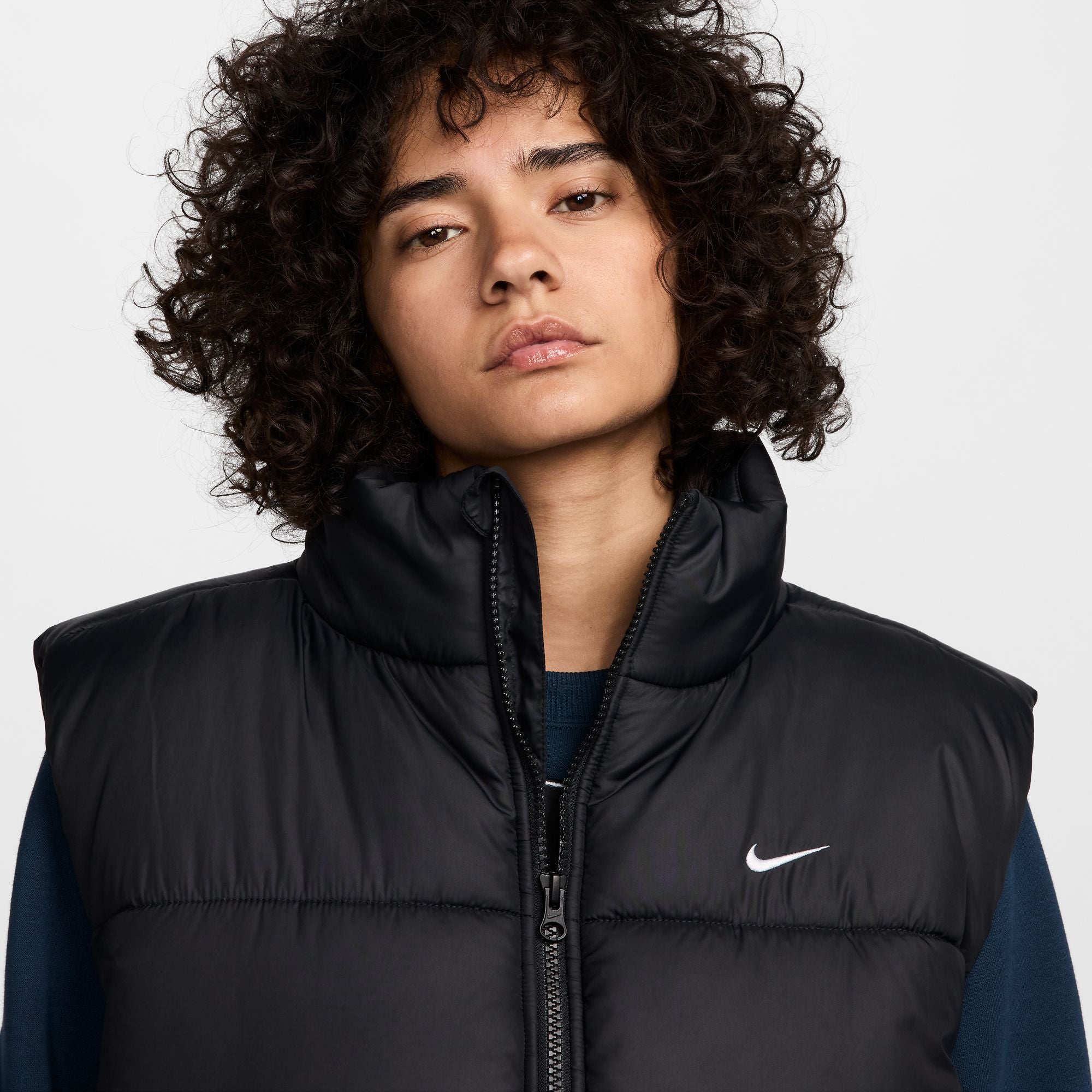W Nike Sportswear Classic Puffer FZ5922-010