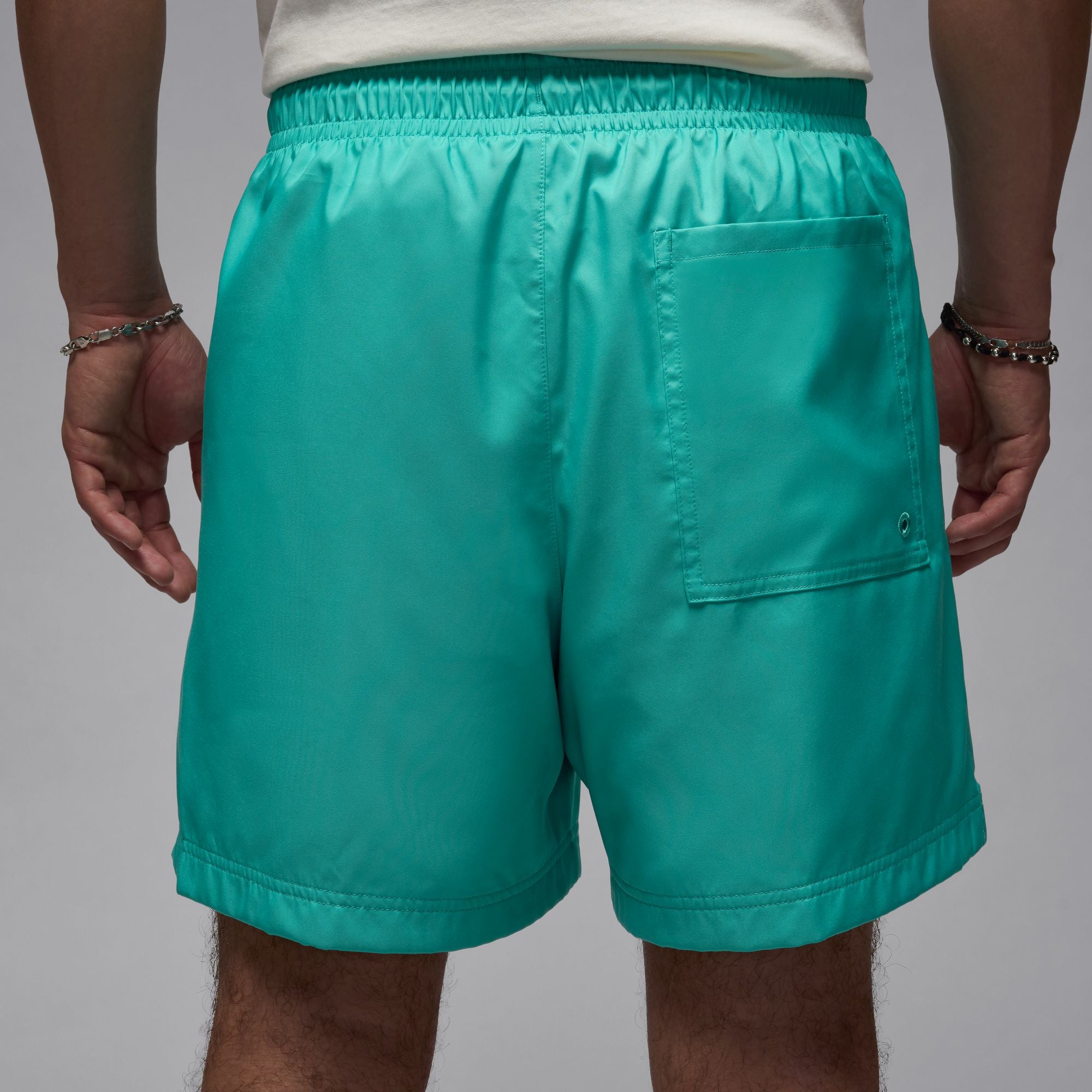 M Jordan Poolside HF9371-392