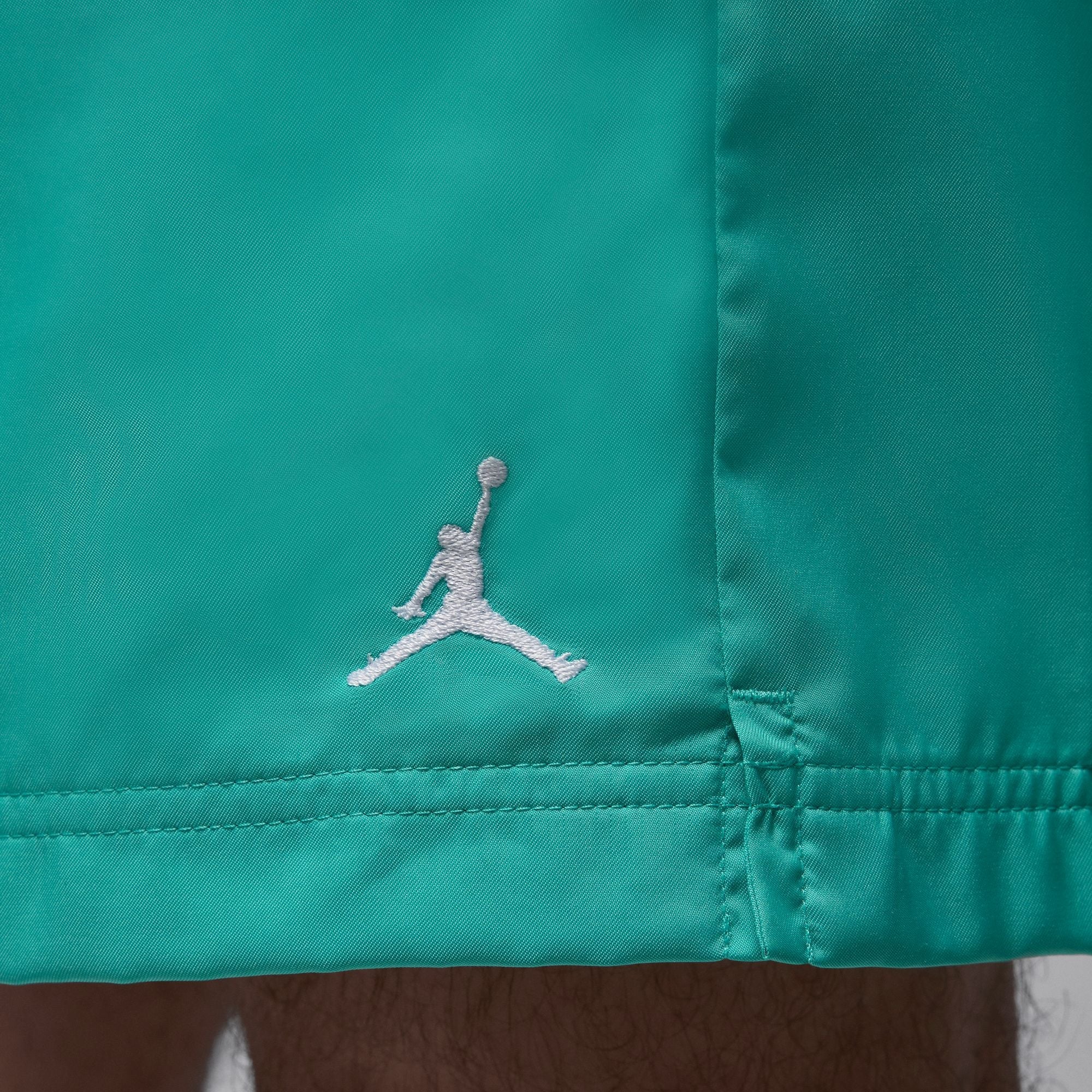 M Jordan Poolside HF9371-392