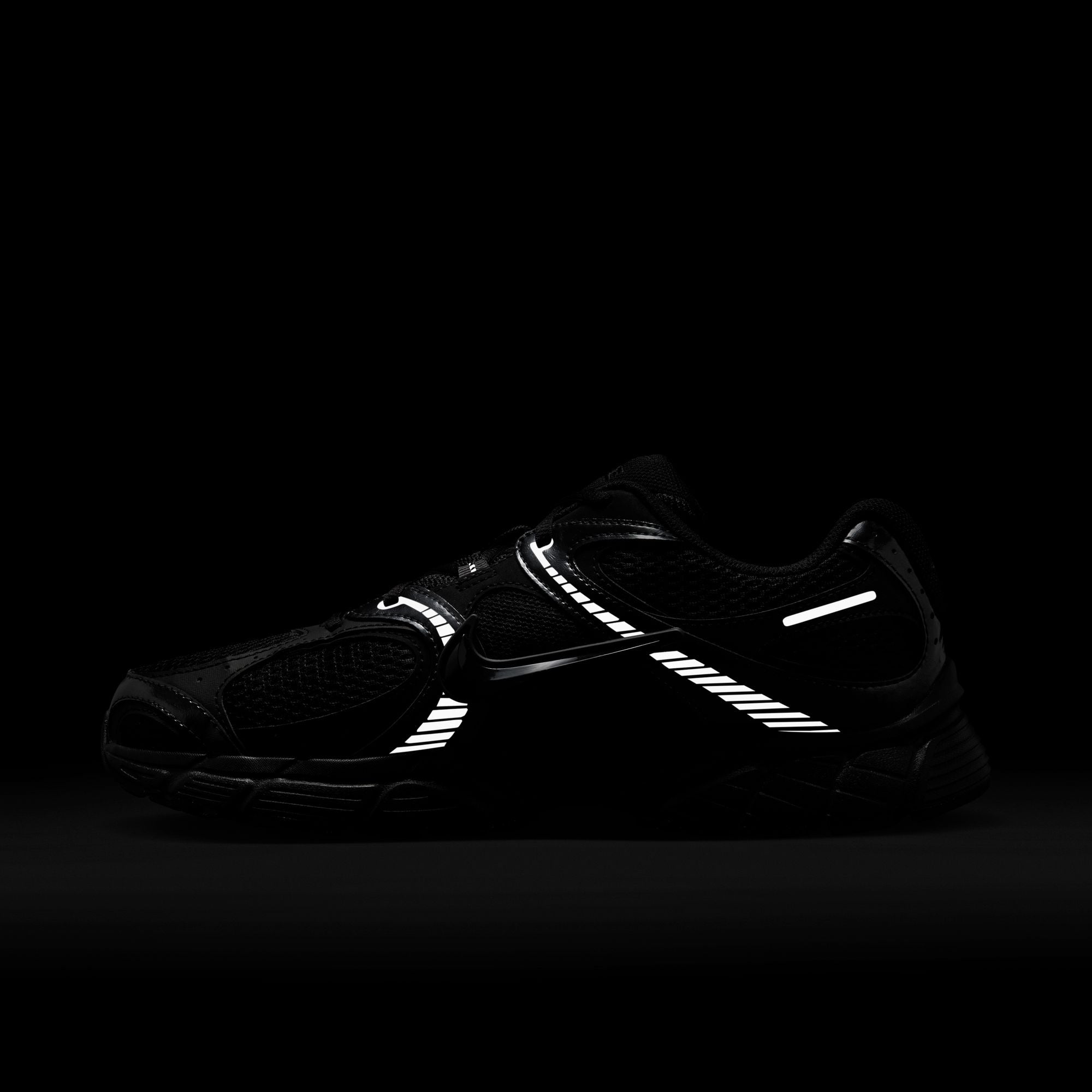 M Nike V5 RNR HJ5228-001
