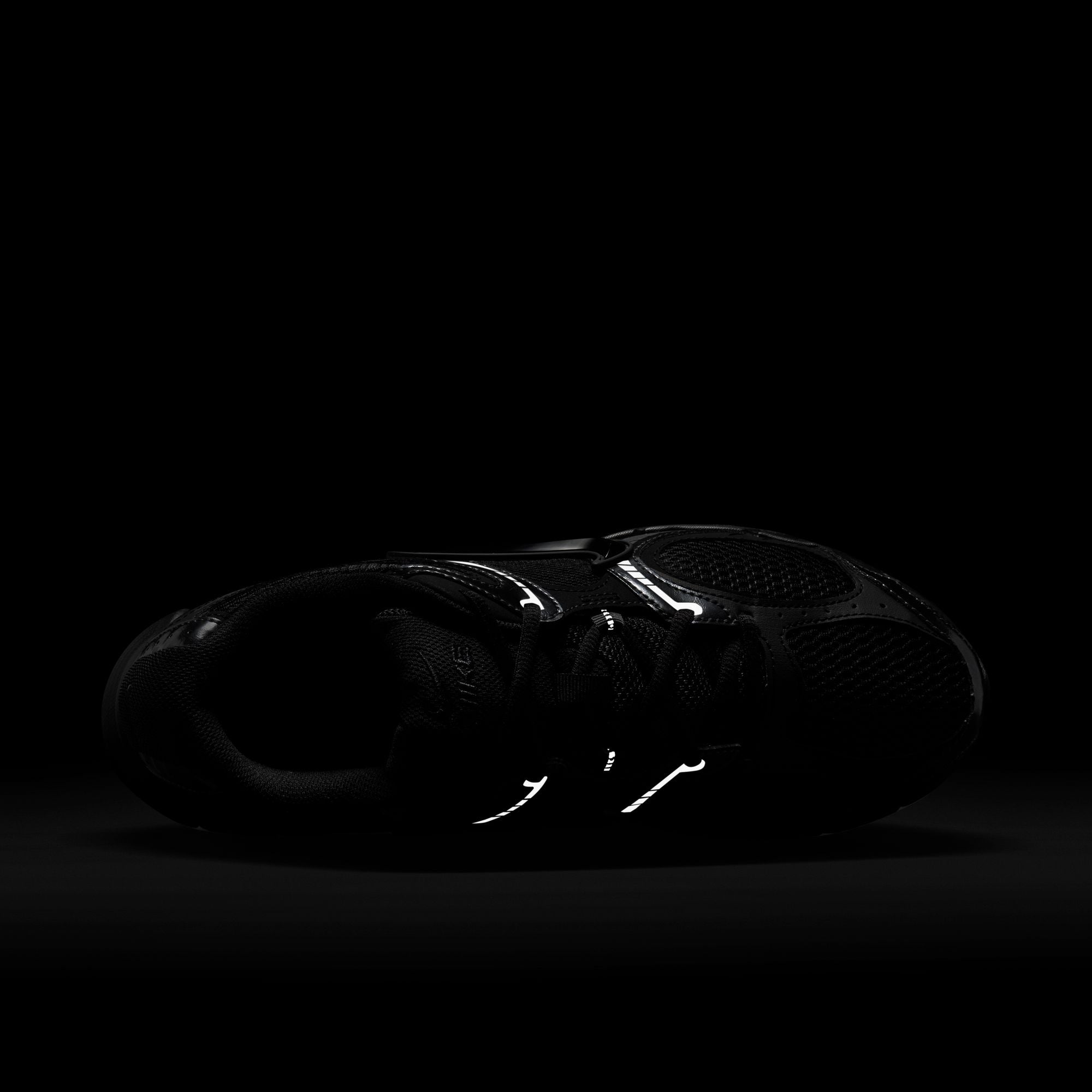 M Nike V5 RNR HJ5228-001