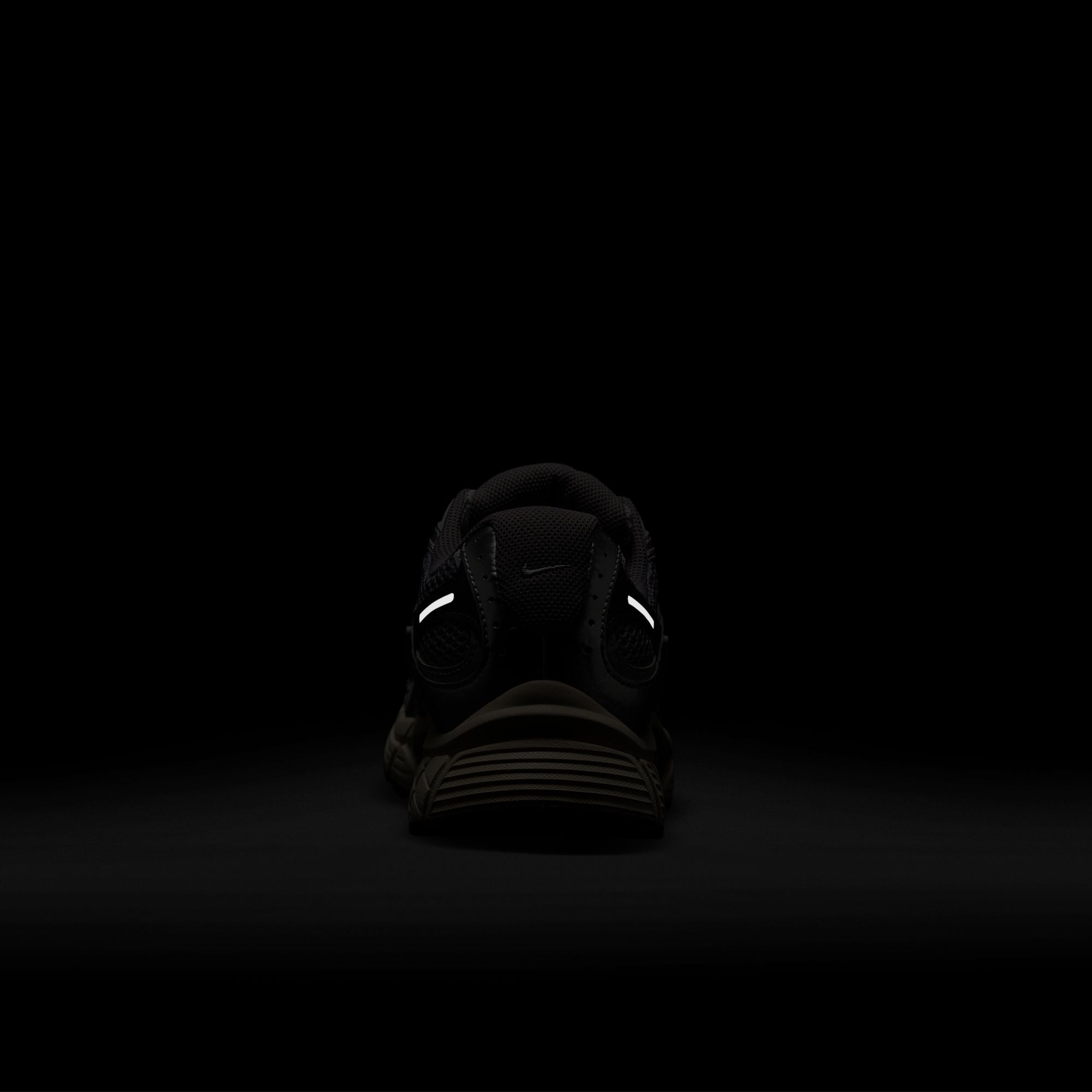 M Nike V5 RNR HJ5228-003