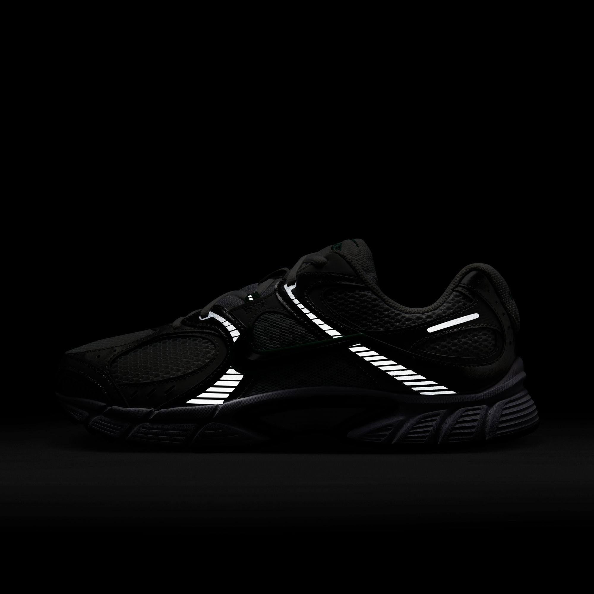 M Nike V5 RNR HJ5228-100