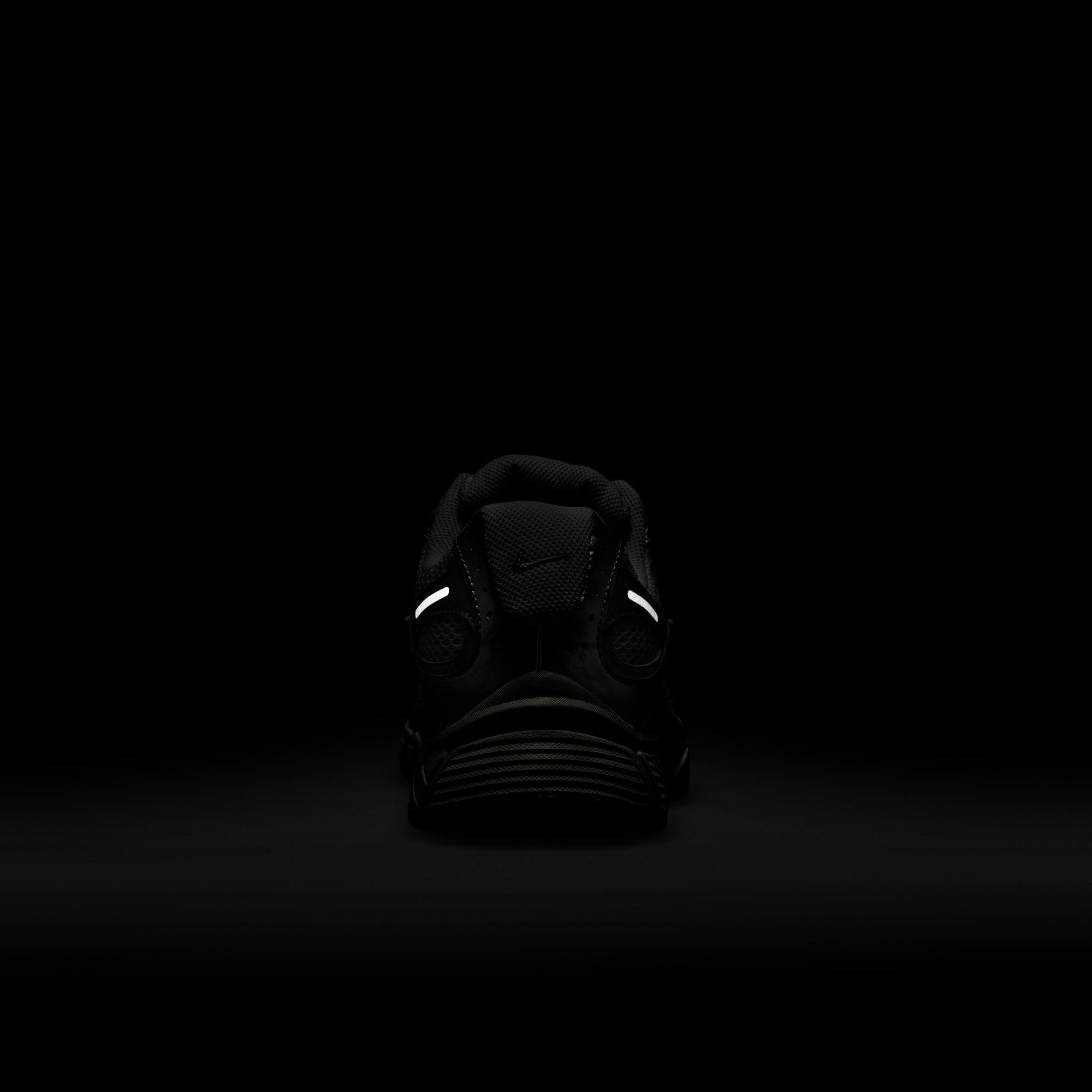 M Nike V5 RNR HJ5228-102