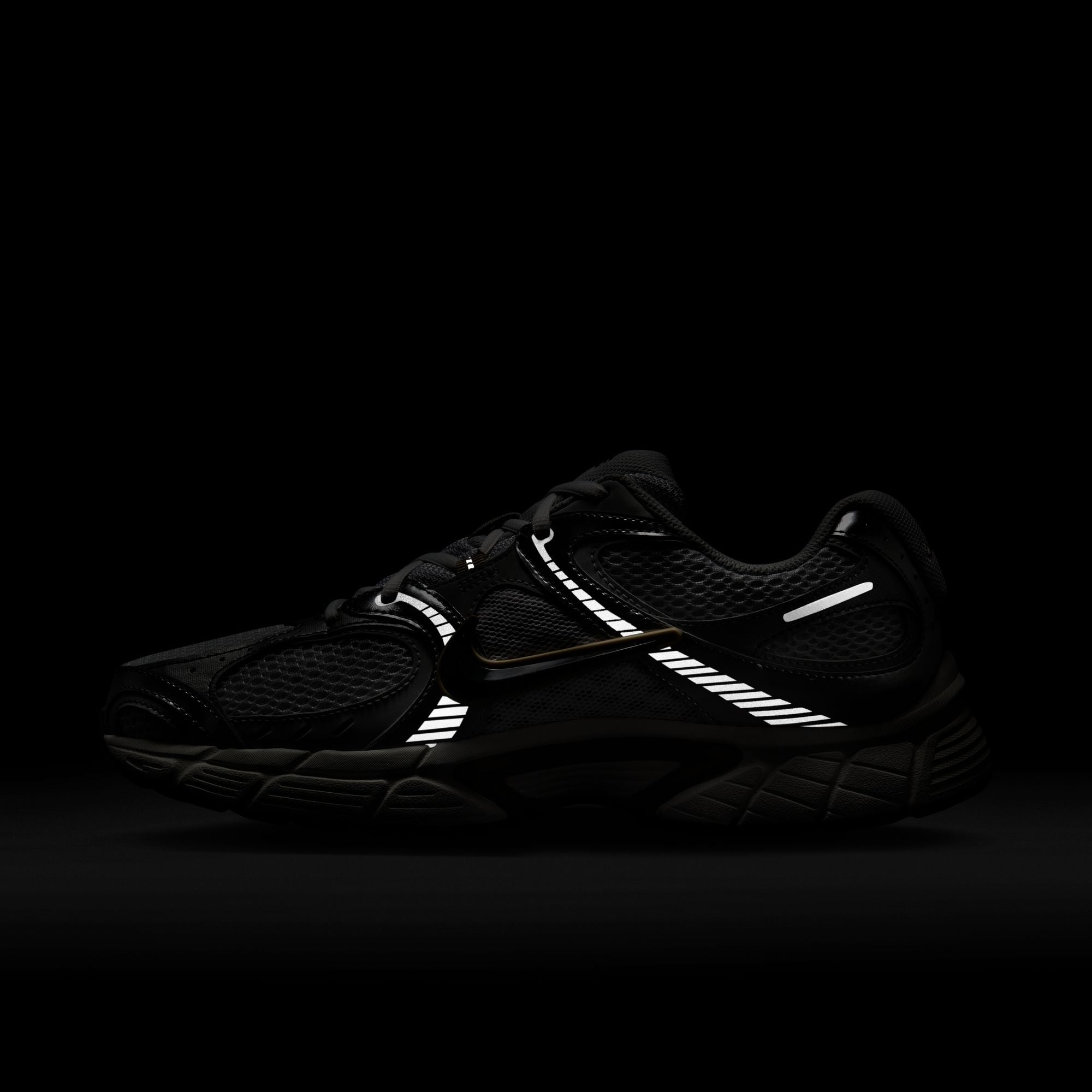 M Nike V5 RNR HJ5228-102