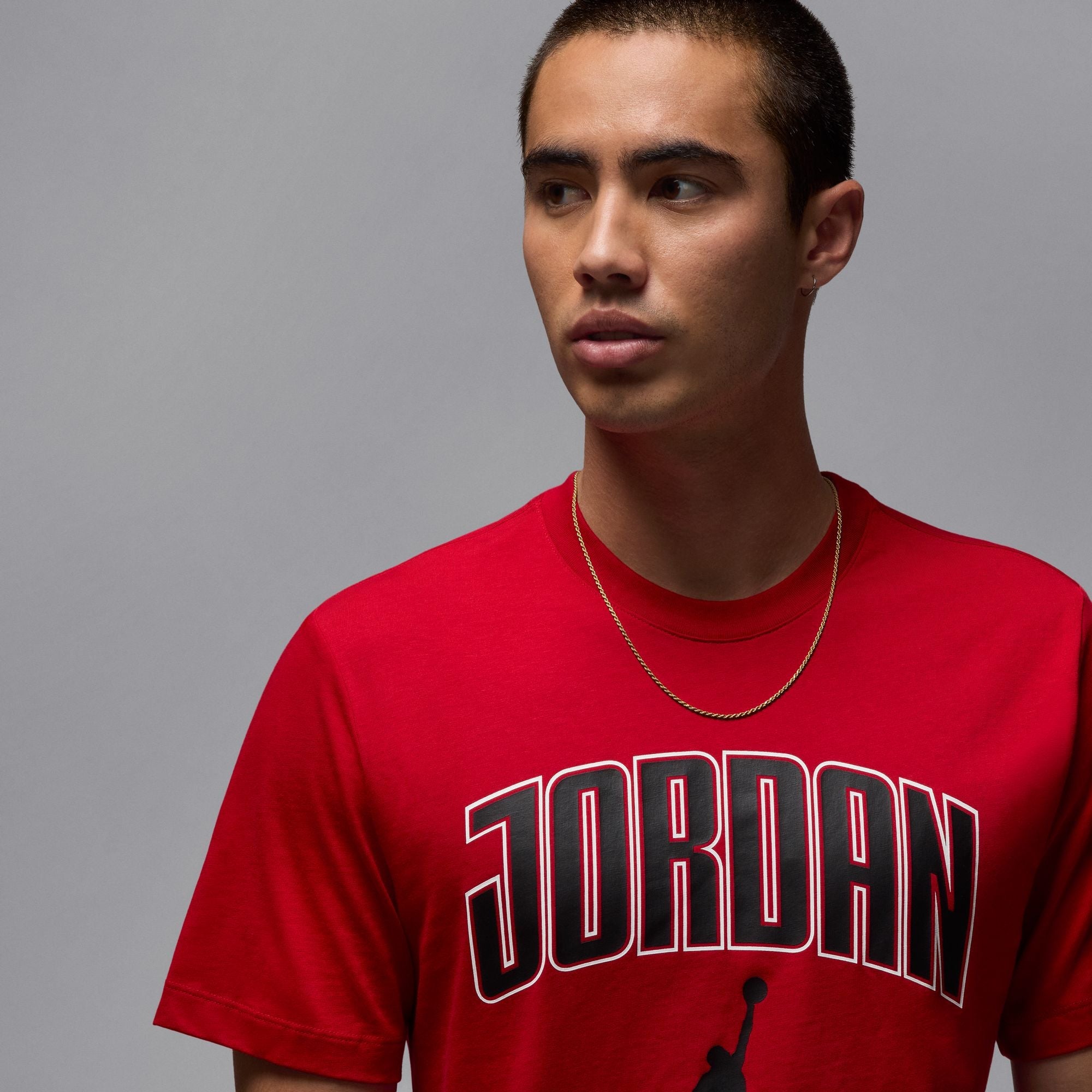 M Jordan HQ0009-687