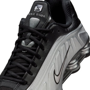 M Nike Shox R4 HQ1988-007