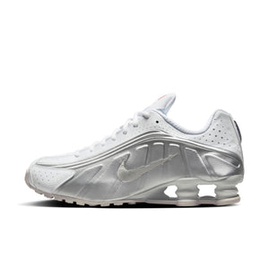 M Nike Shox R4 HQ1988-101