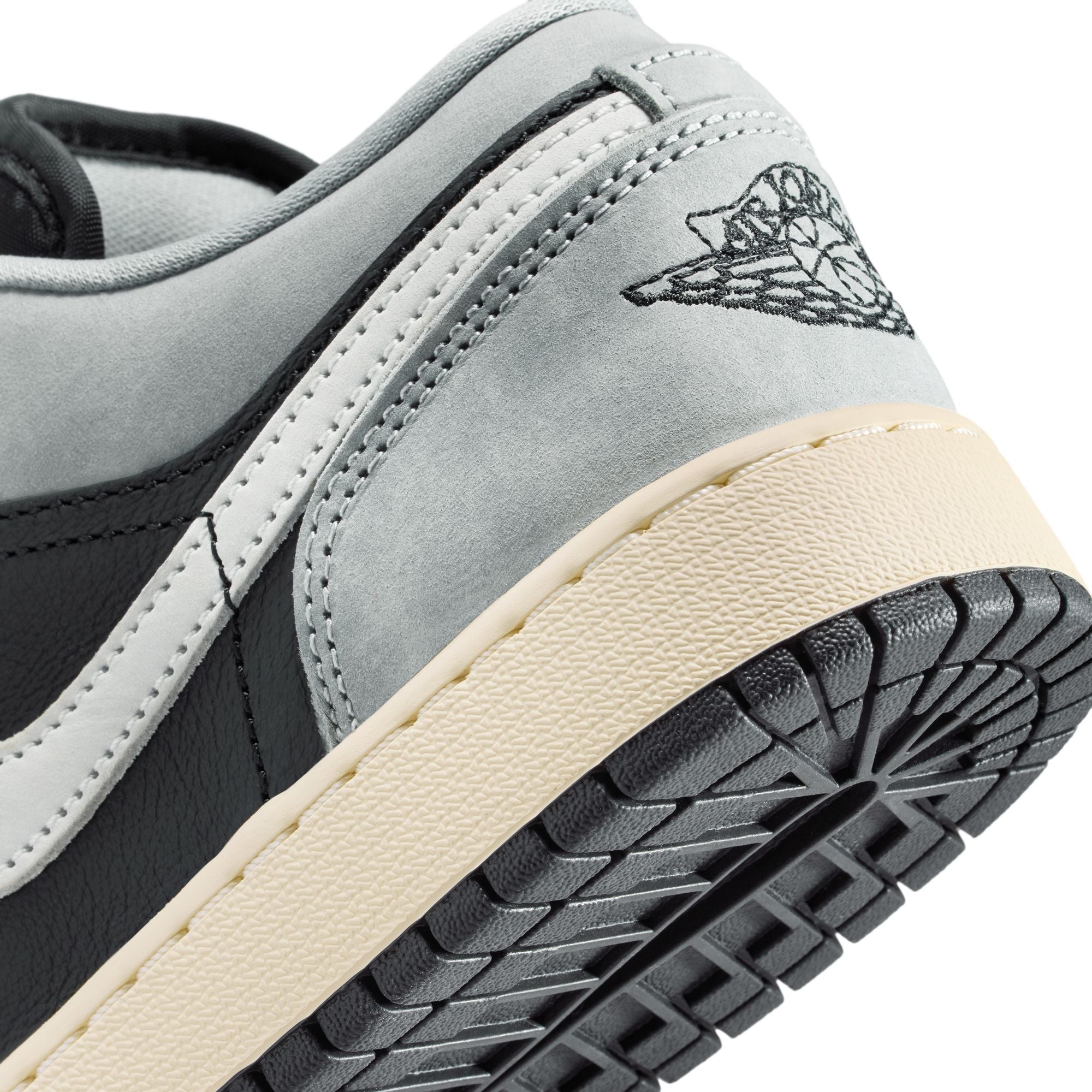 Y Air Jordan 1 Low SE HQ2021-012