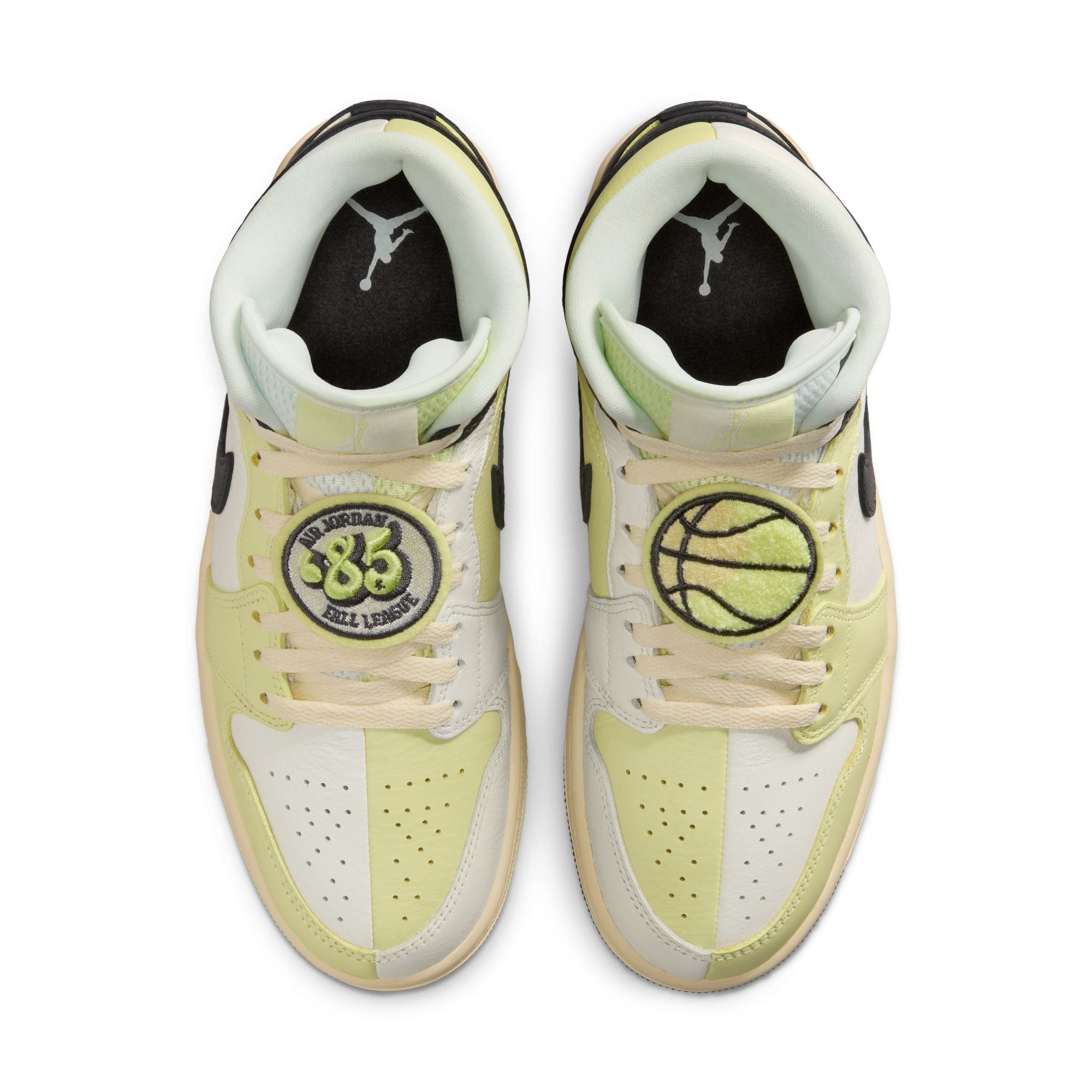 W Air Jordan 1 Mid SE HQ3008-130