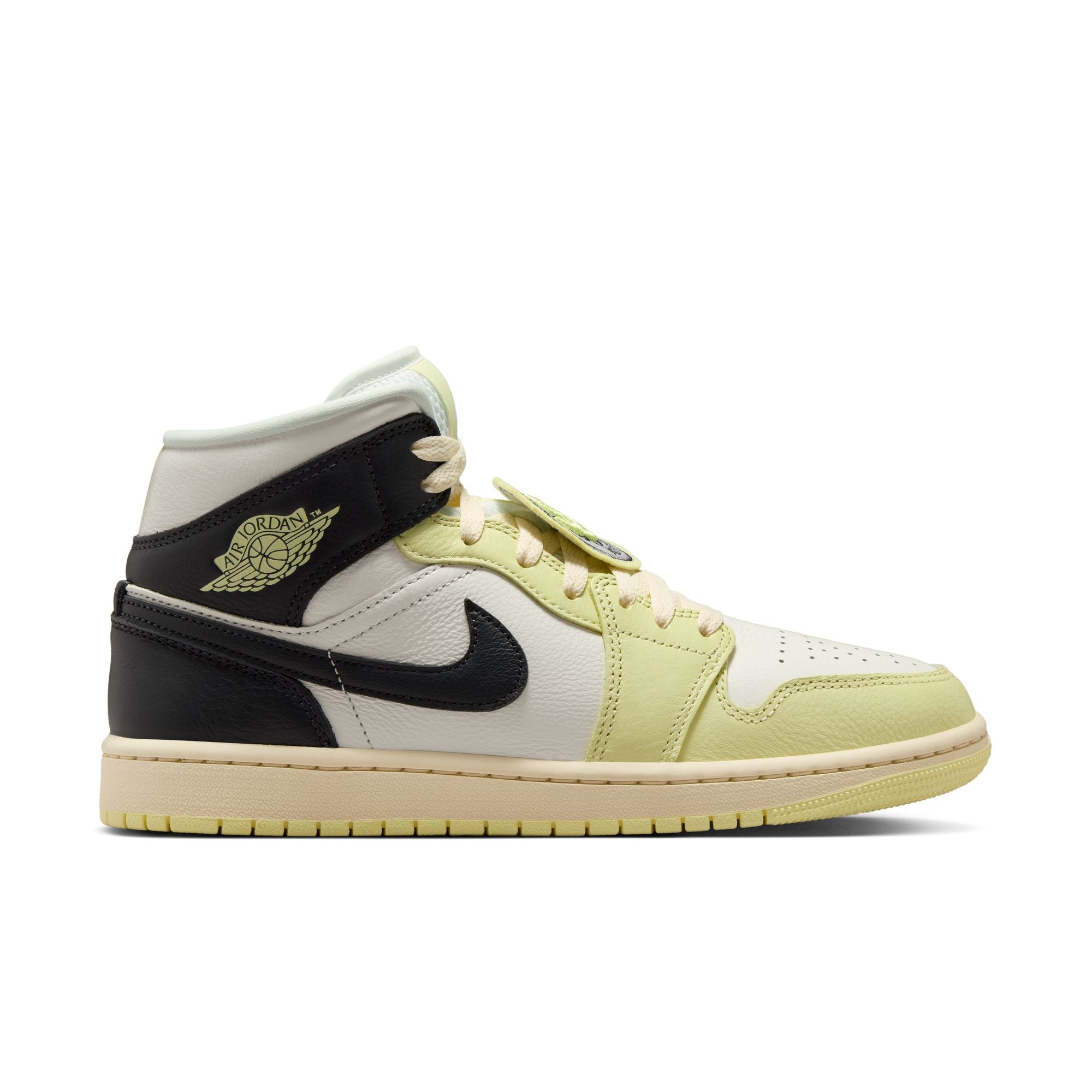 W Air Jordan 1 Mid SE HQ3008-130