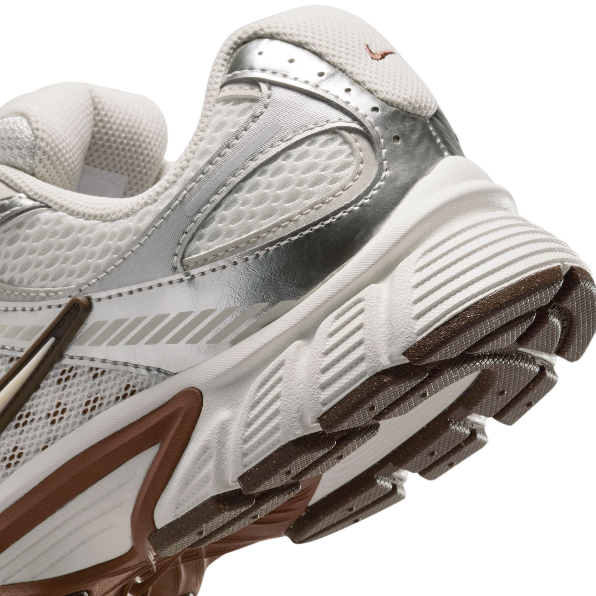 Nike V5 RNR HQ7901-102