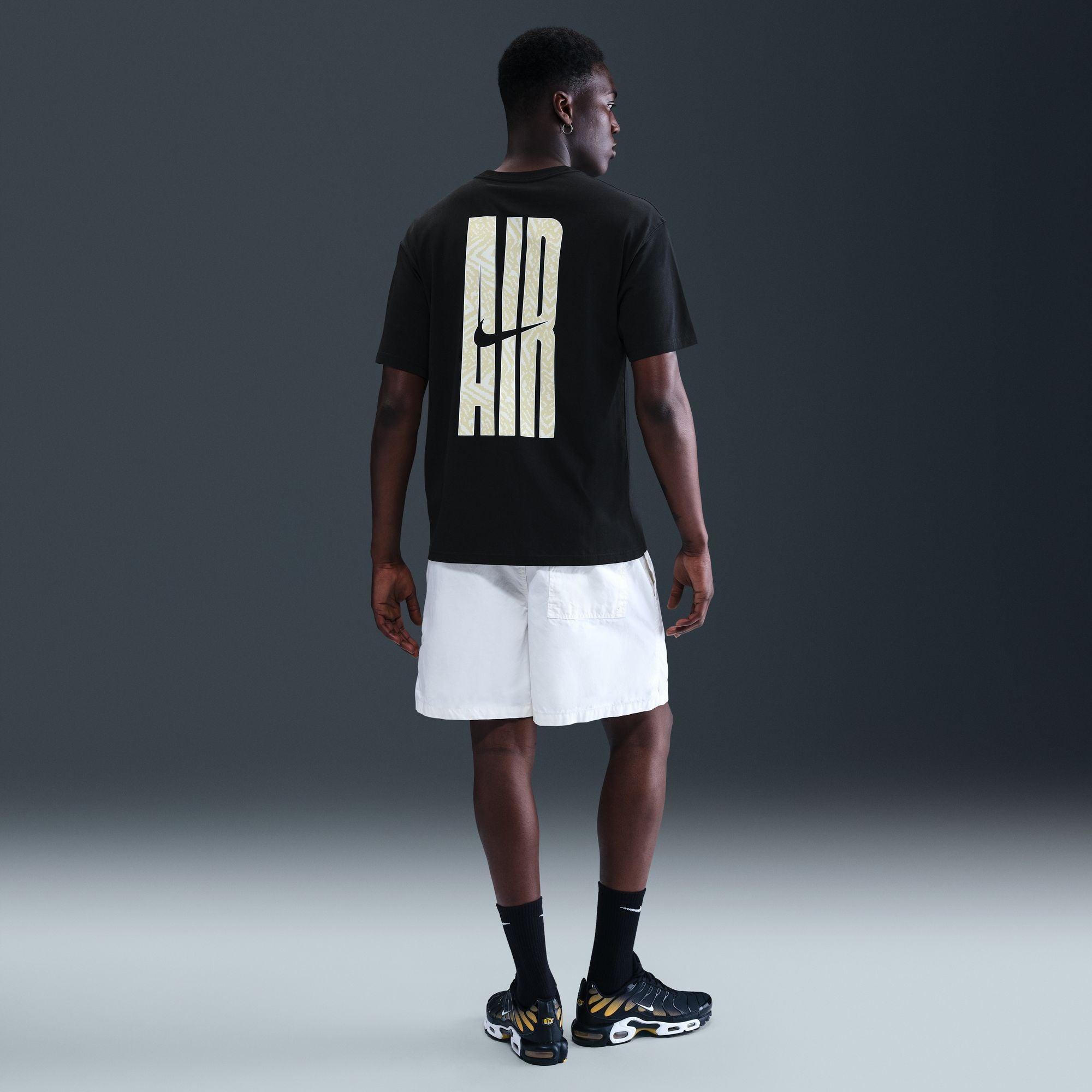 M Nike Sportswear HQ9248-010