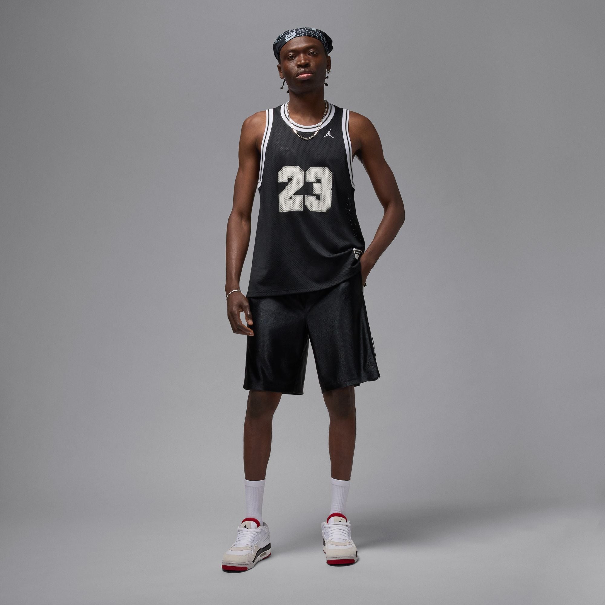 M Jordan Brooklyn Cat Scratch HV0560-011