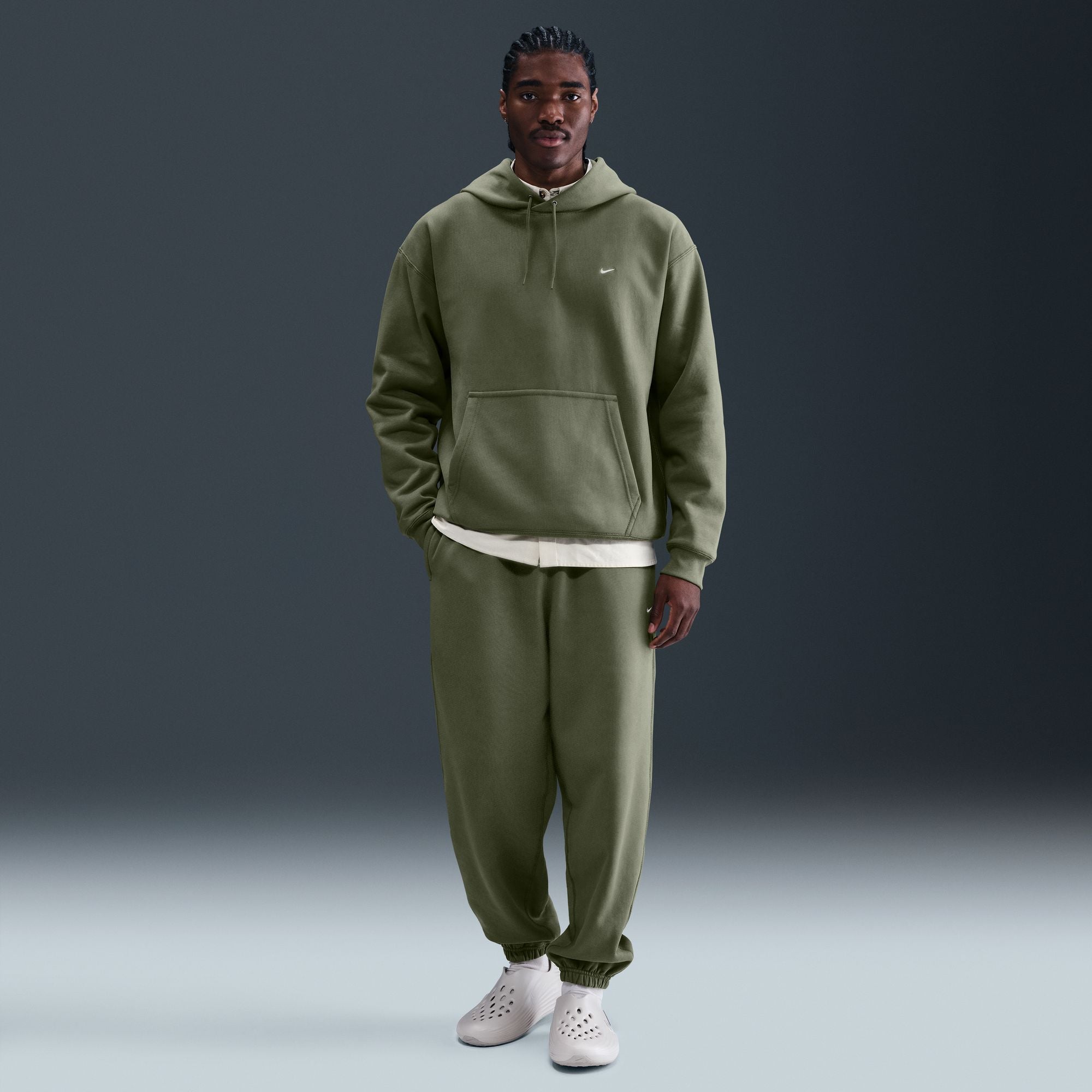 M Nike Solo Swoosh HV1082-222