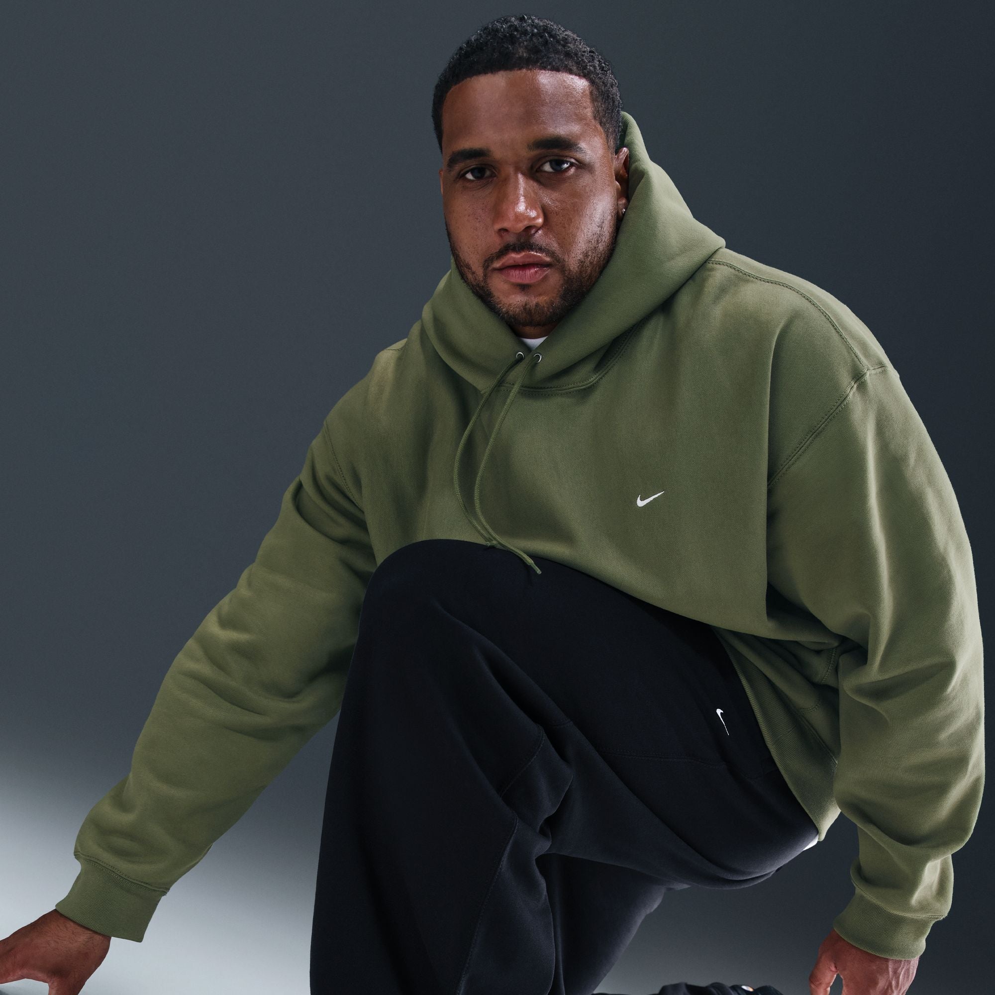 M Nike Solo Swoosh HV1082-222