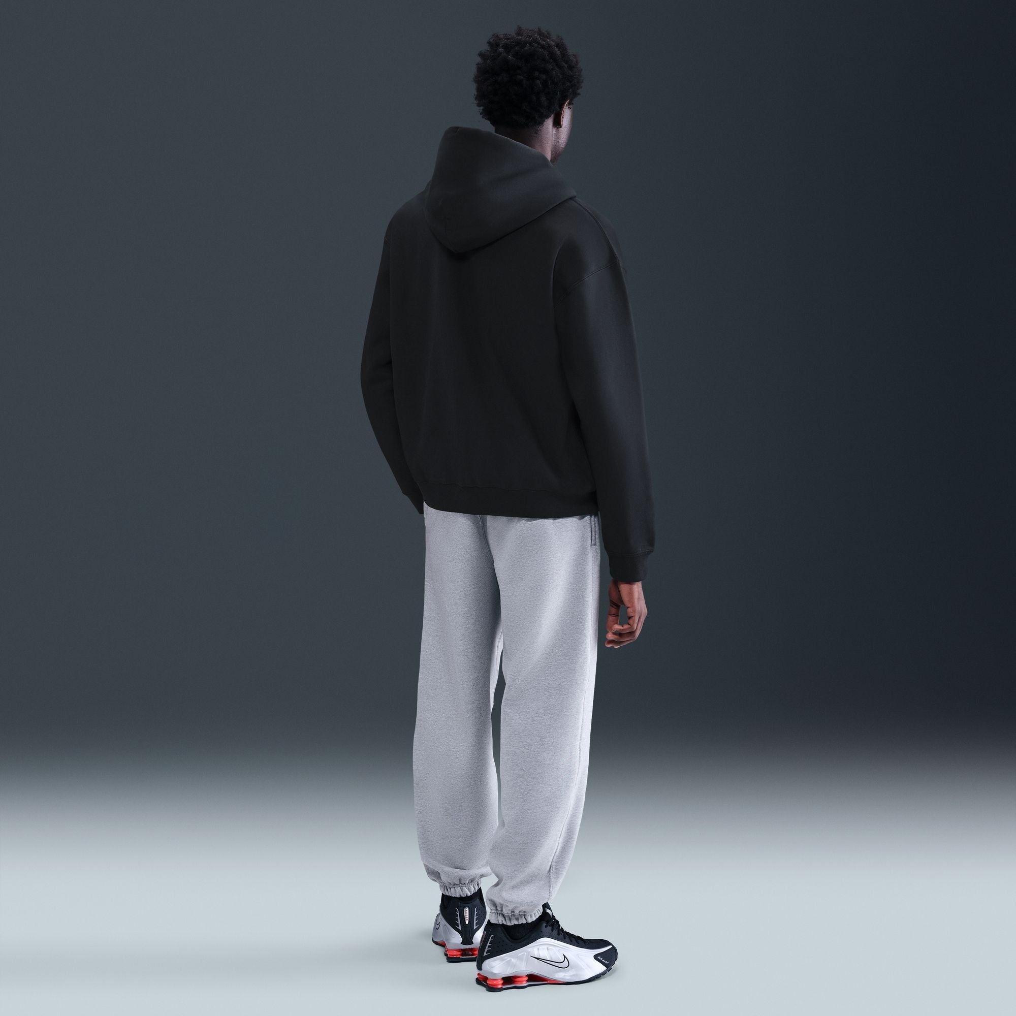 M Nike Solo Swoosh HV1084-010