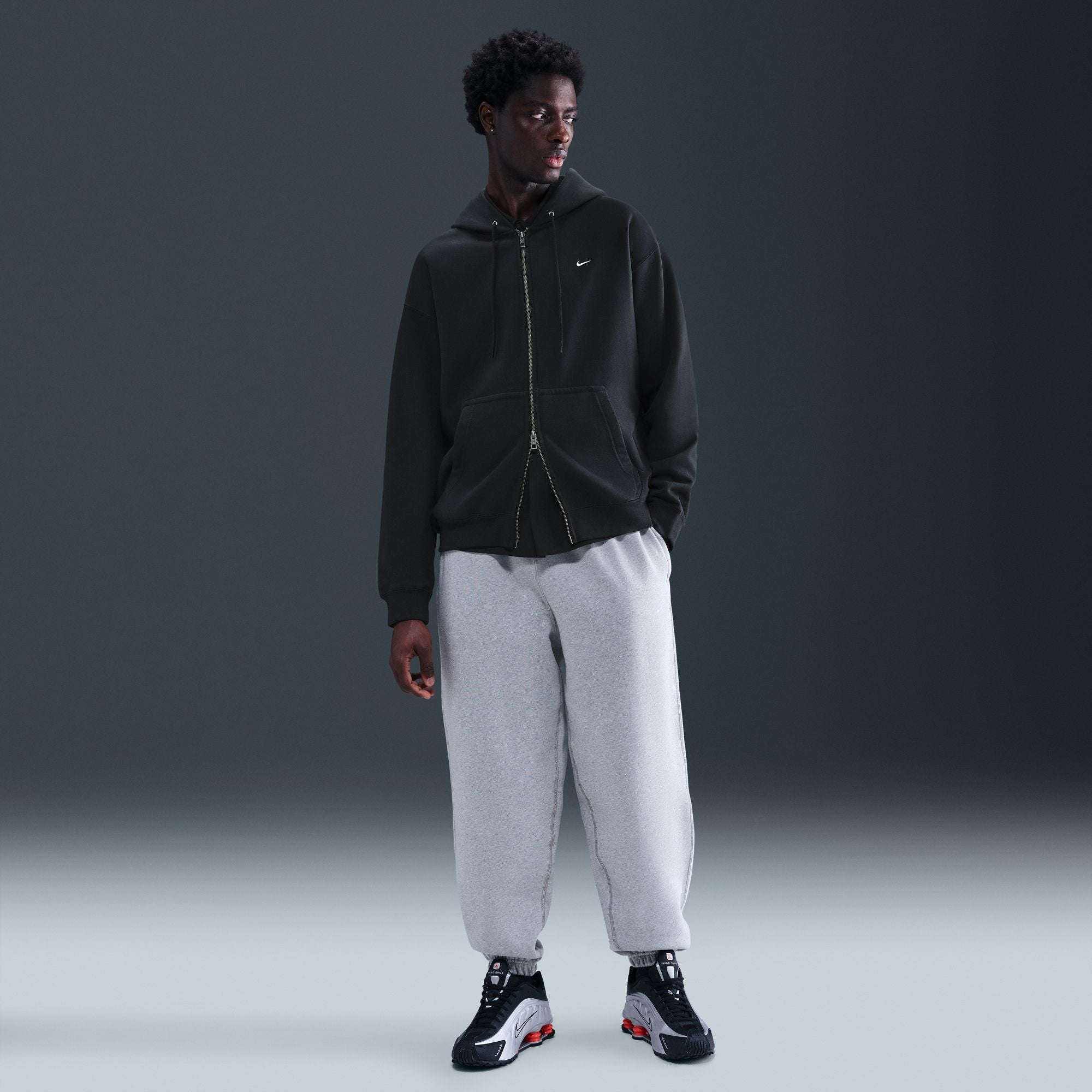 M Nike Solo Swoosh HV1084-010