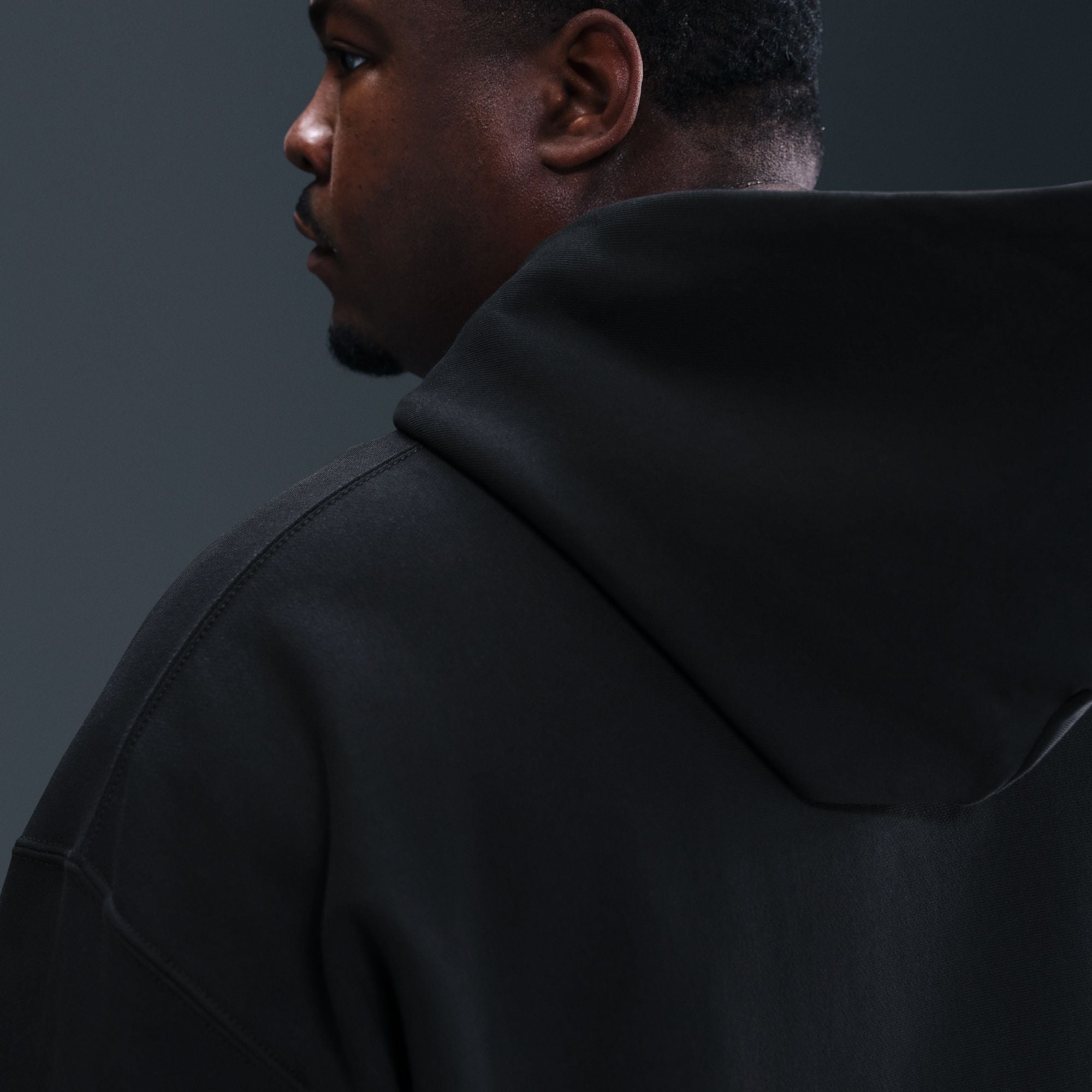 M Nike Solo Swoosh HV1084-010