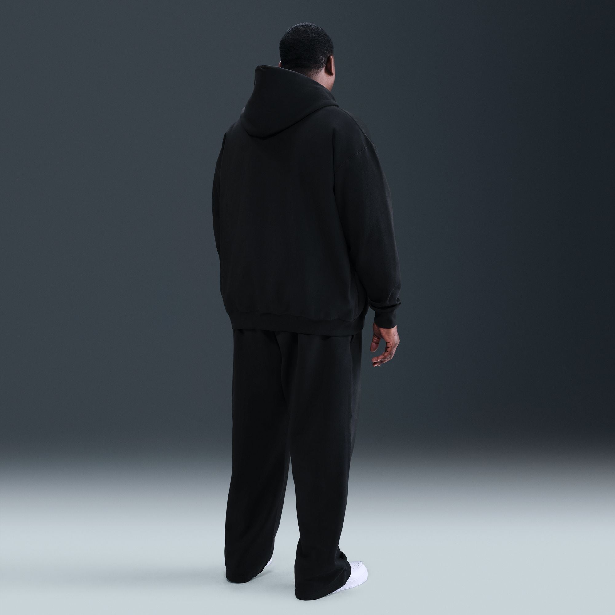 M Nike Solo Swoosh HV1084-010