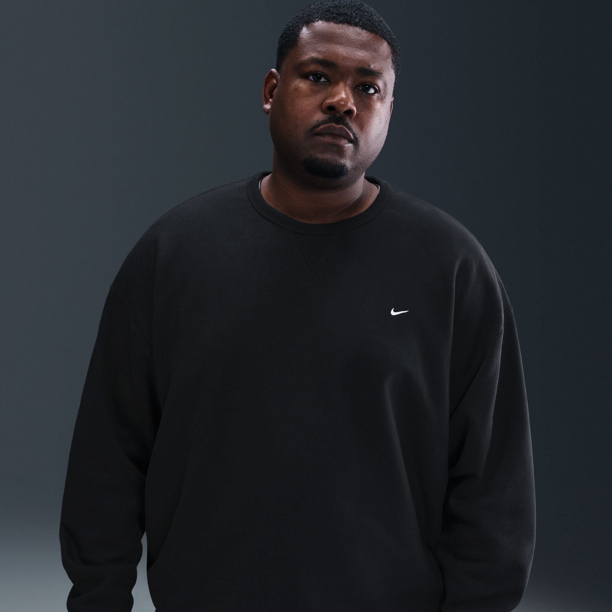 M Nike Solo Swoosh HV1086-010