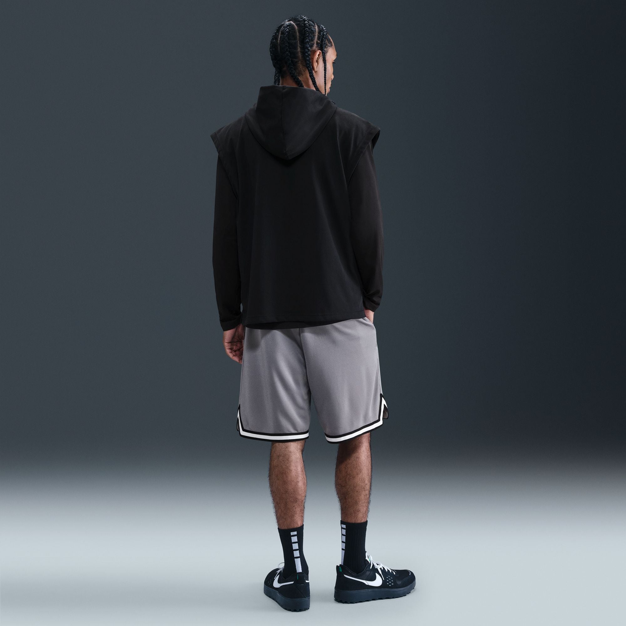 M Nike HV1892-010