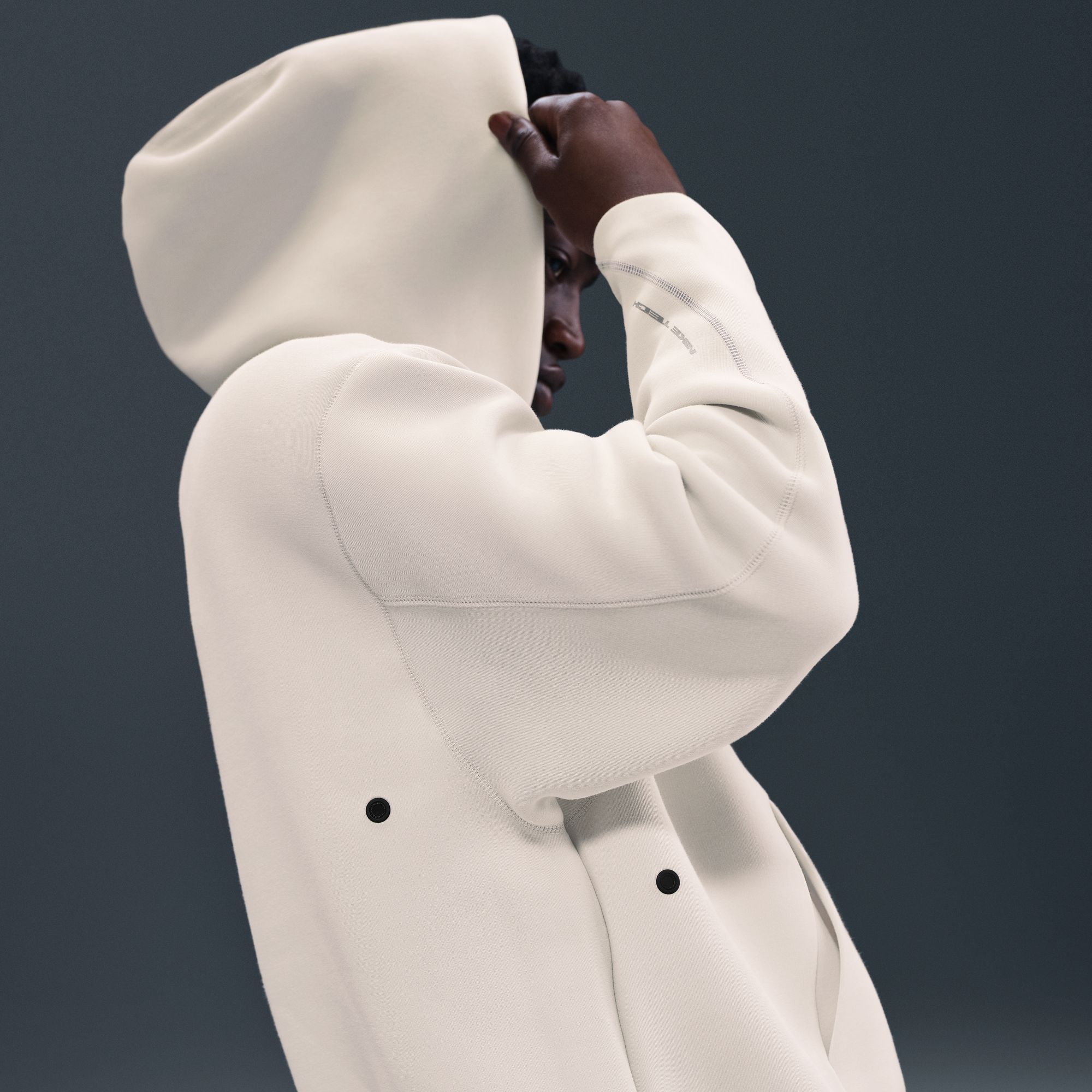 M Nike Tech HV6535-072