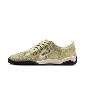 W Nike Total 90 SE IB4204-301