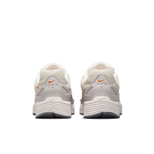 Load image into Gallery viewer, M Nike P-6000 PRM IF0668-002
