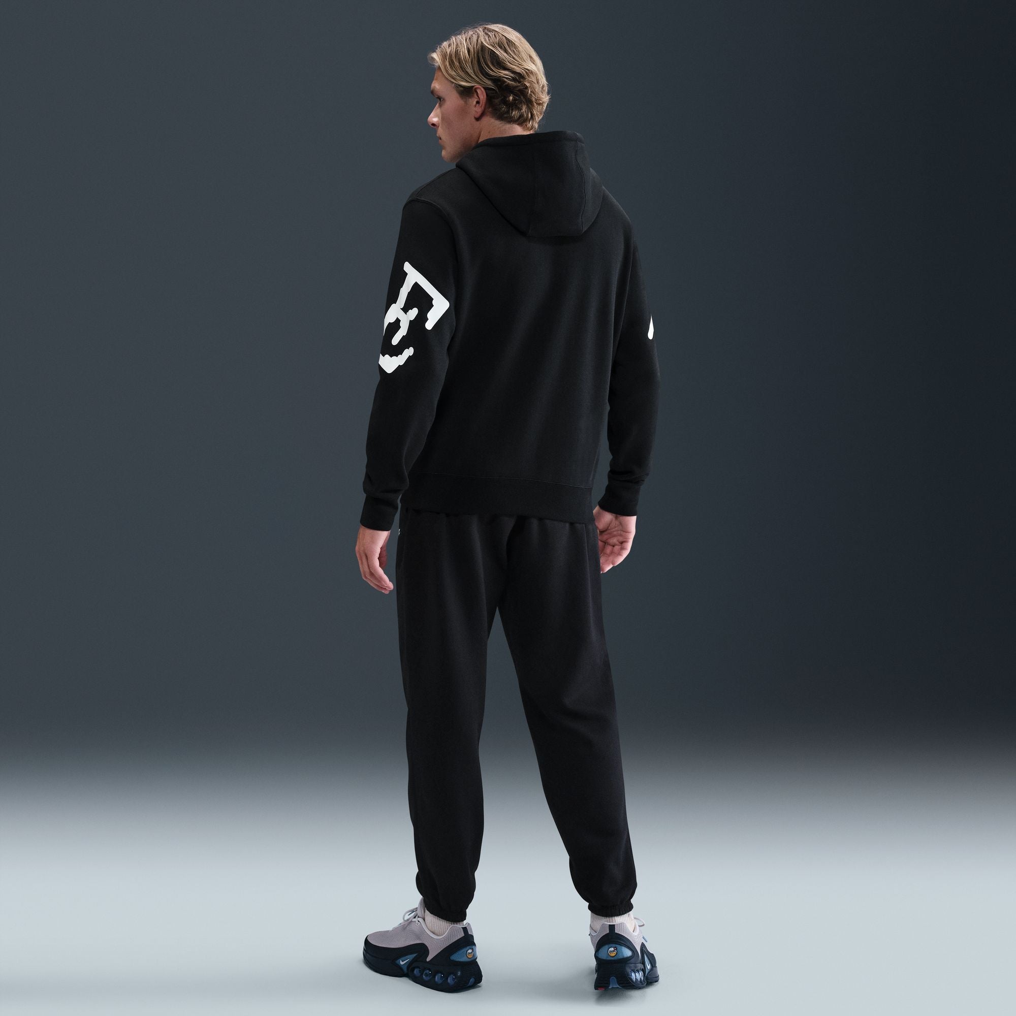 M Nike Sportswear Club IH4258-010